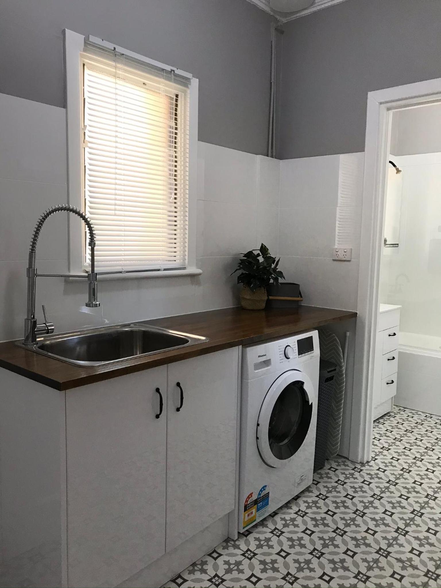 Three-Bedroom House photo 3