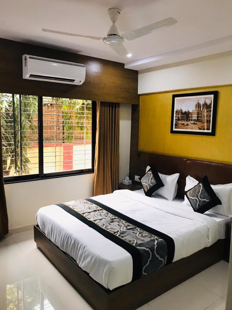 Deluxe Room - Photo 1