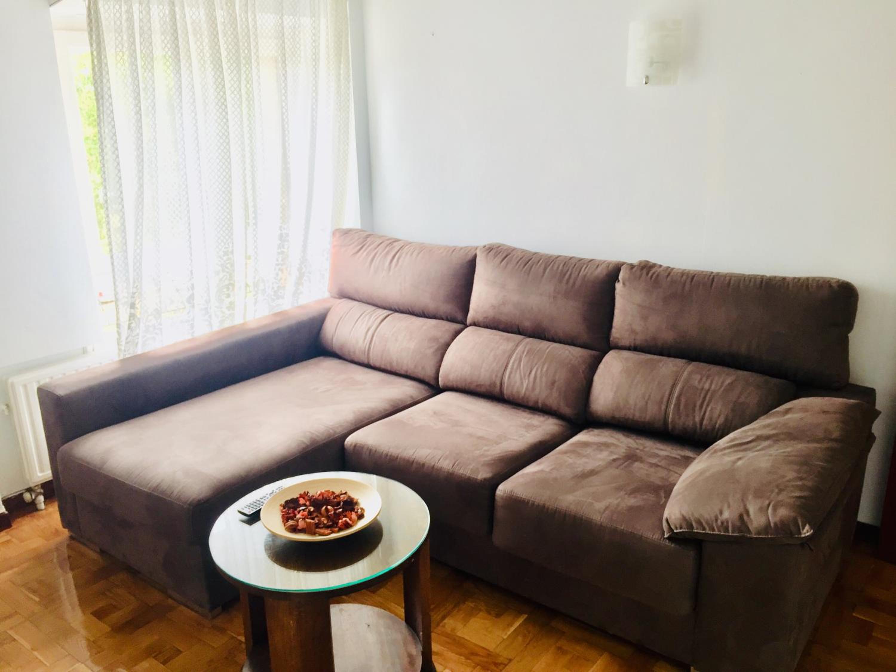 Three-Bedroom Apartment photo 3