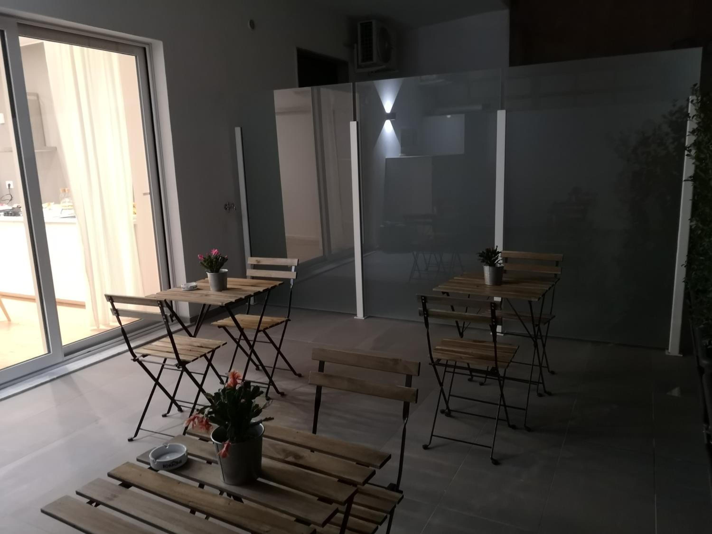 Double Room with Terrace - Photo 14