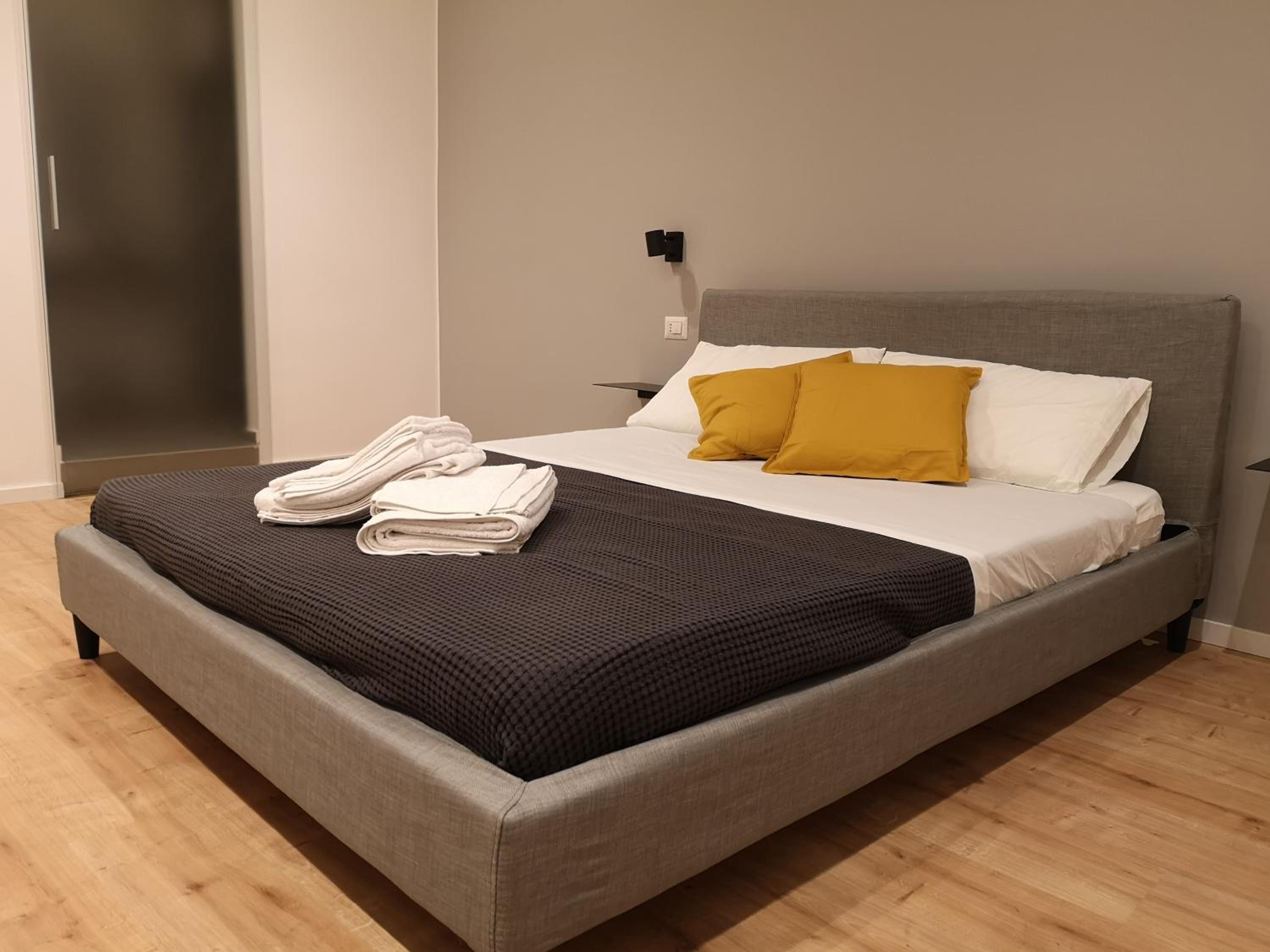 Double Room with Terrace - Photo 10