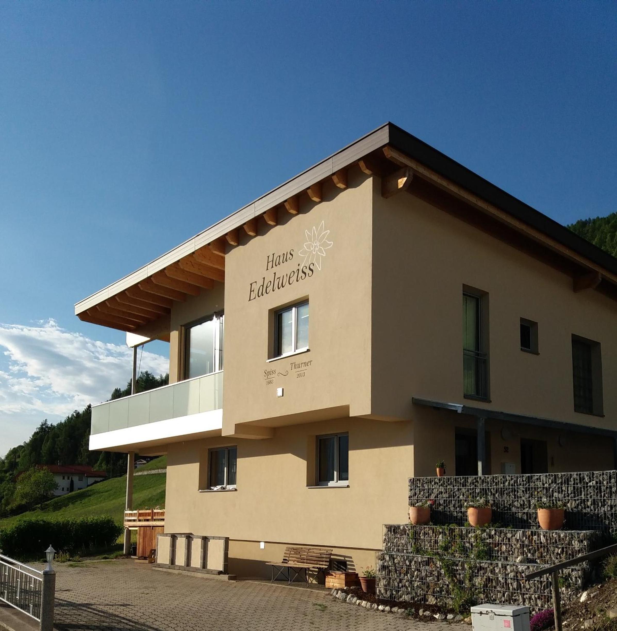 Three-Bedroom Apartment with Mountain View