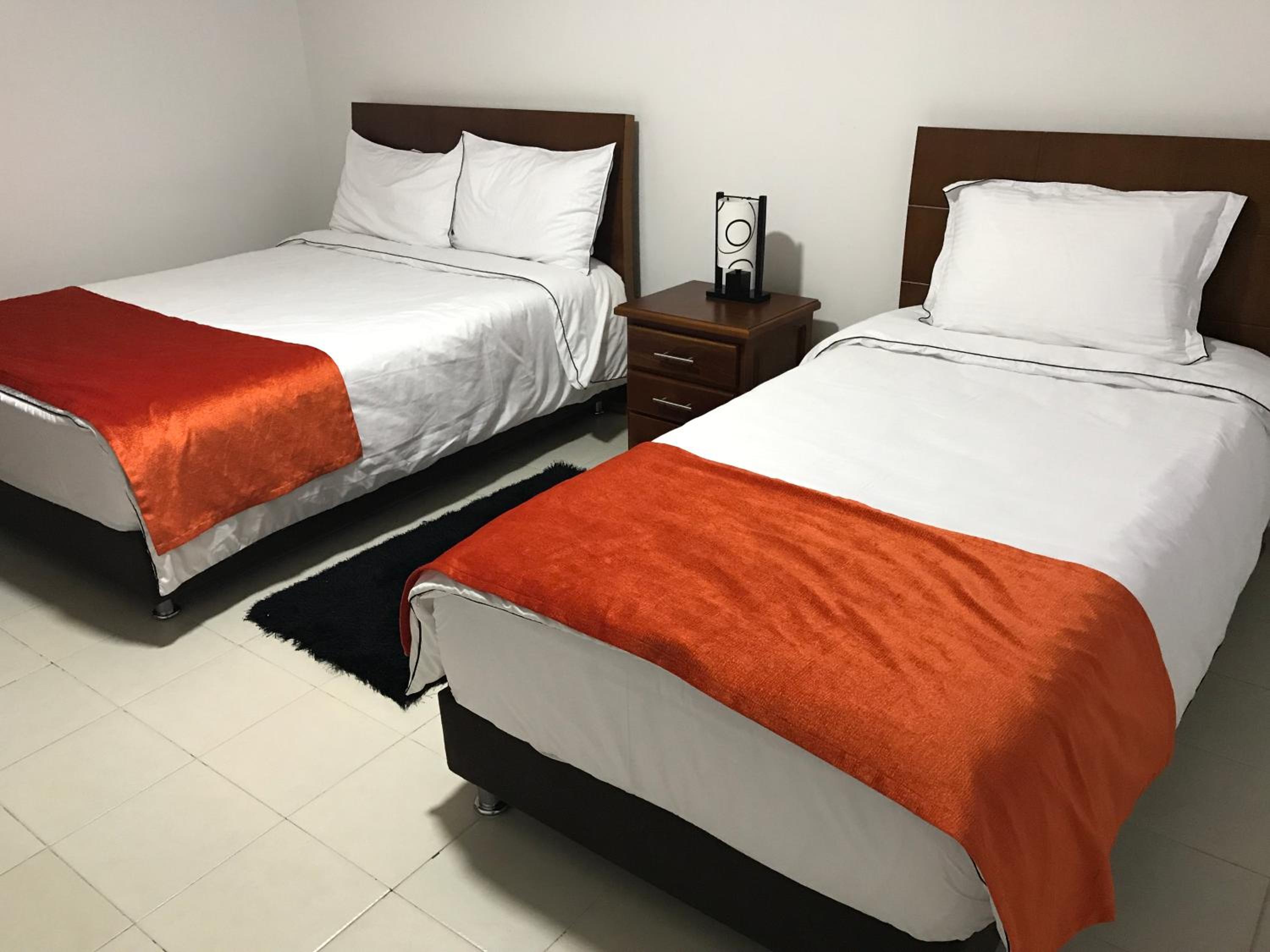 Standard Twin Room photo 2