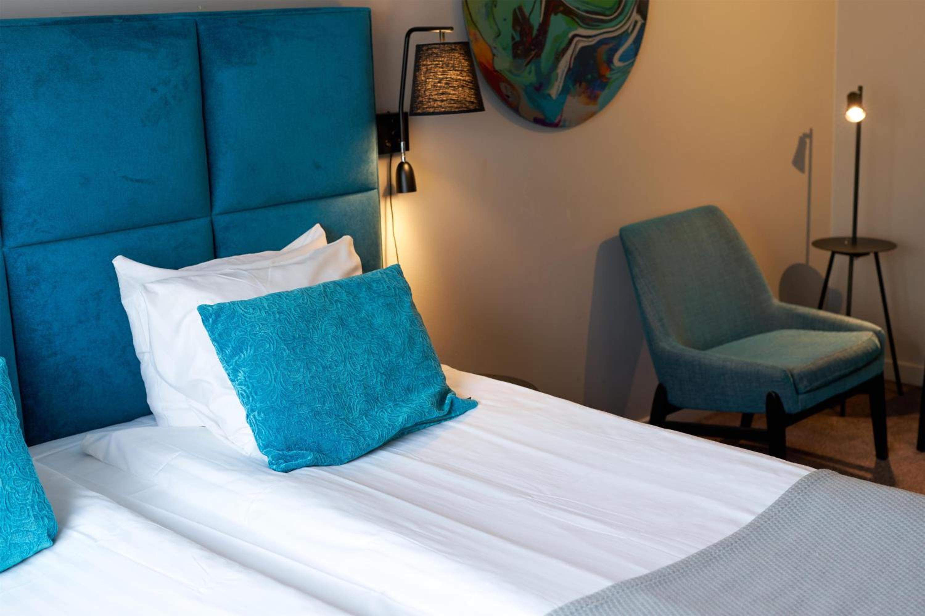 Standard King Room photo 1