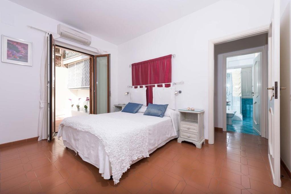  Two Bedroom Apartment with Sea View photo 3