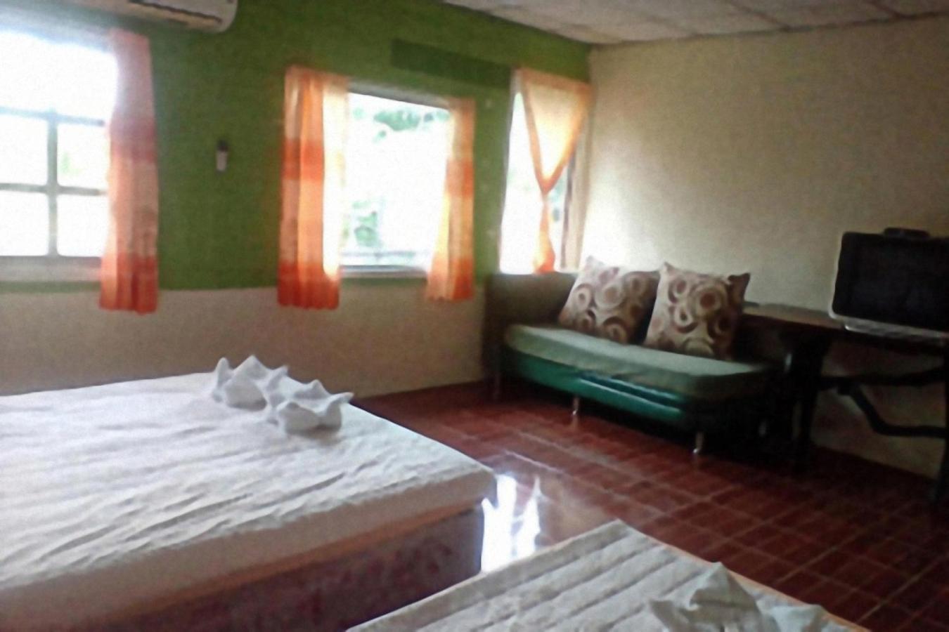 Quadruple Room with Garden View photo 2