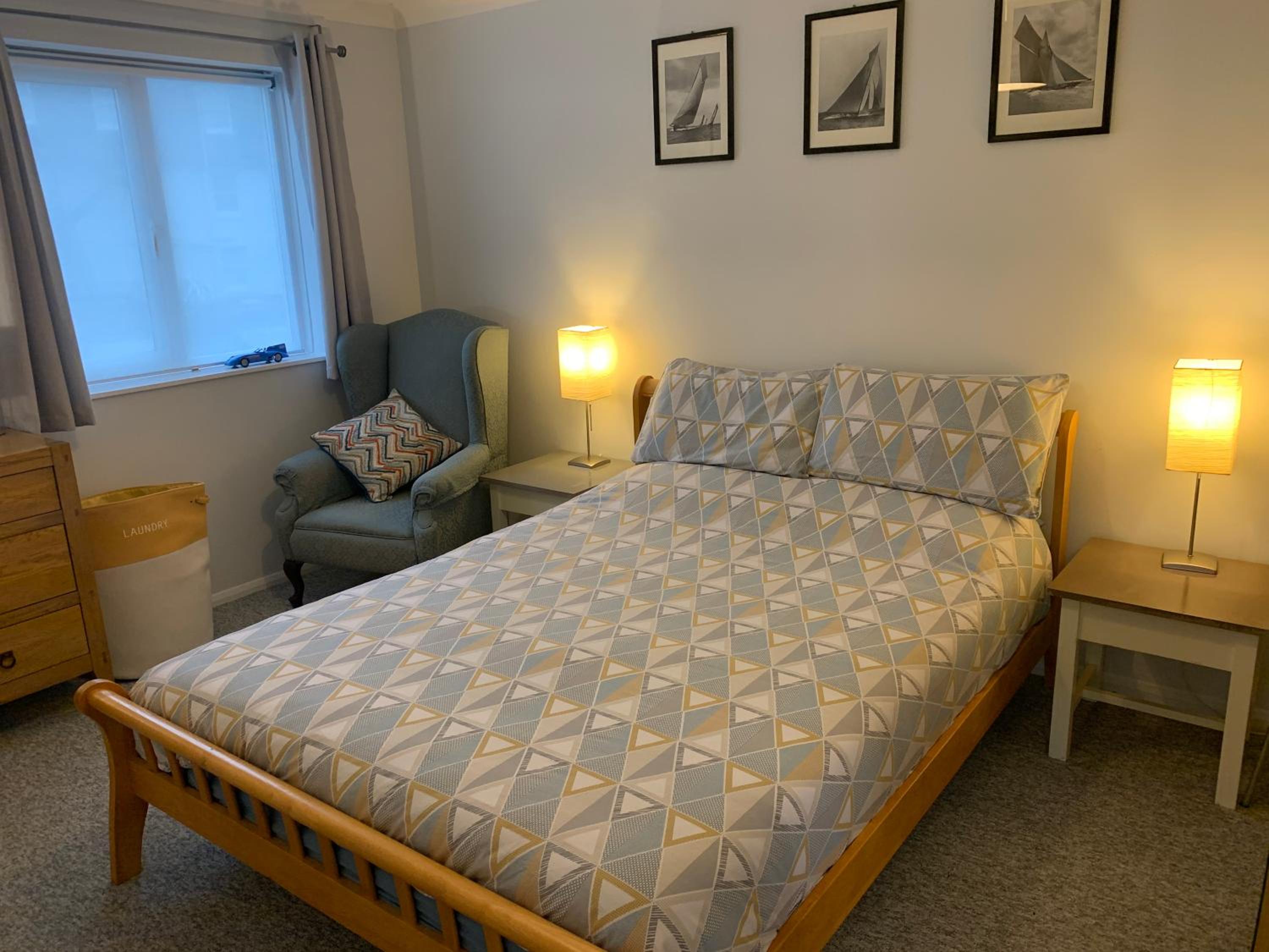One-Bedroom Apartment