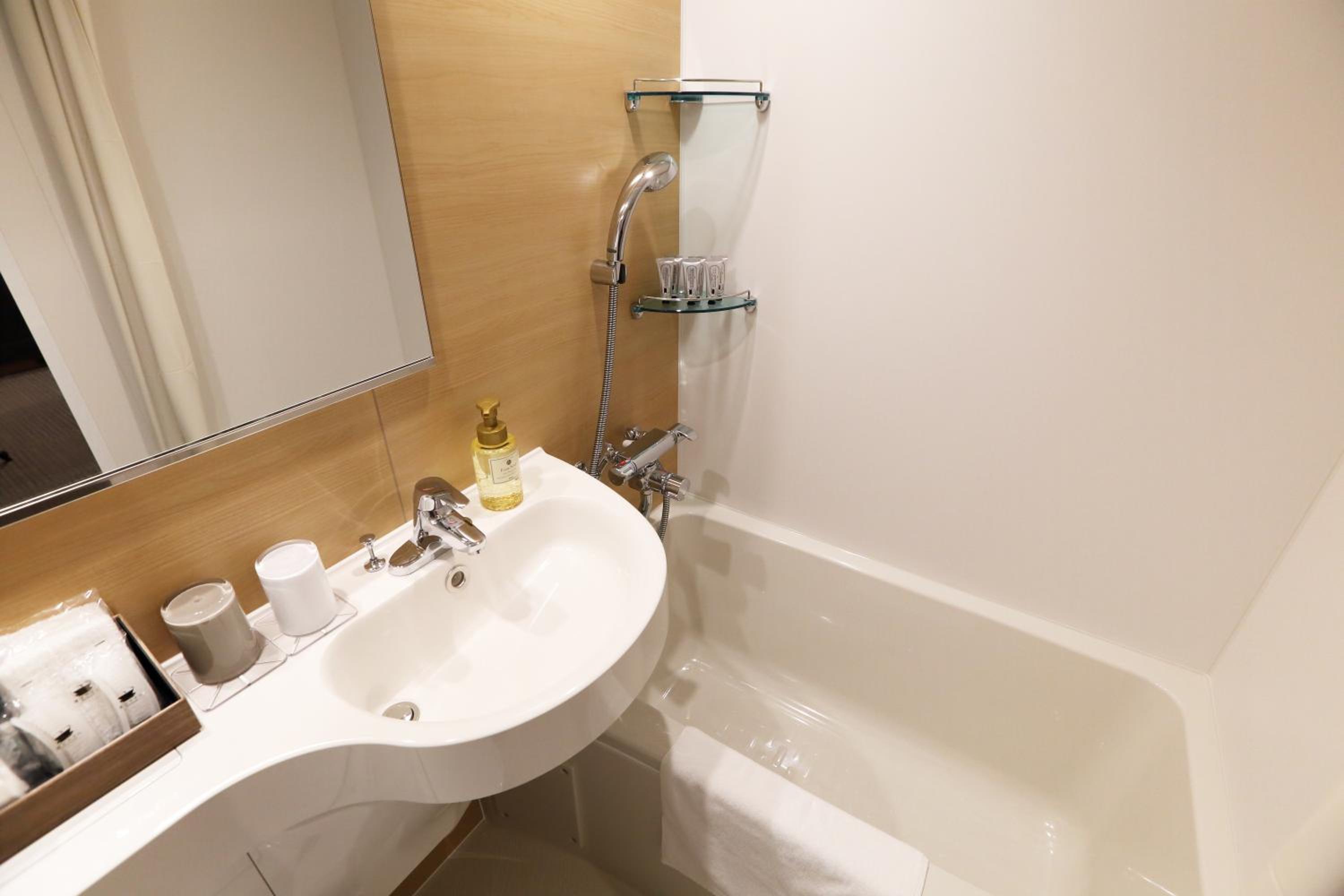 Standard Double Room - Photo 5