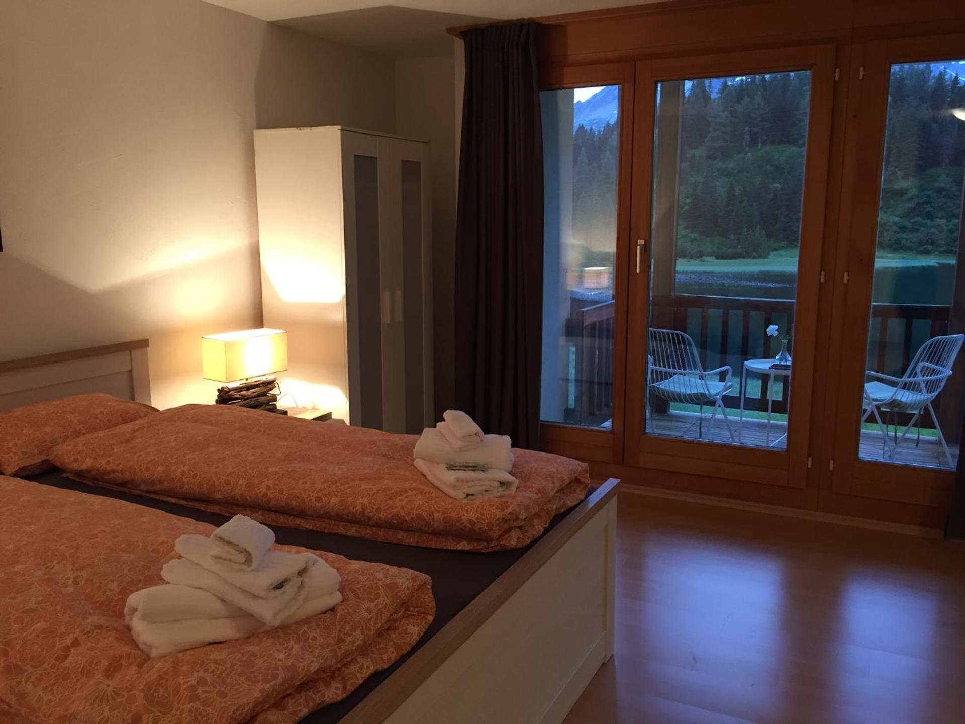 Studio with Lake View - Photo 1