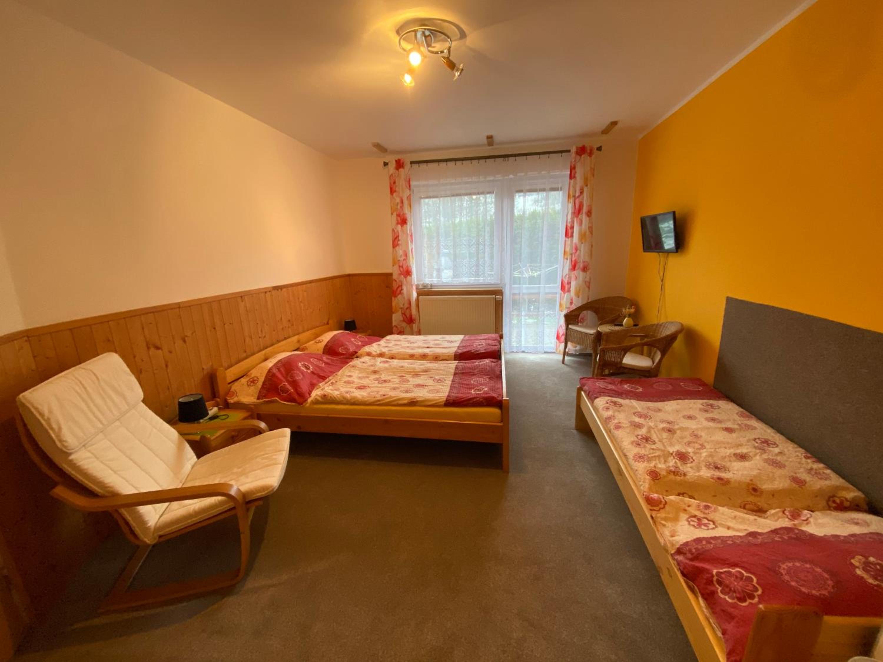 Apartment with Terrace photo 3