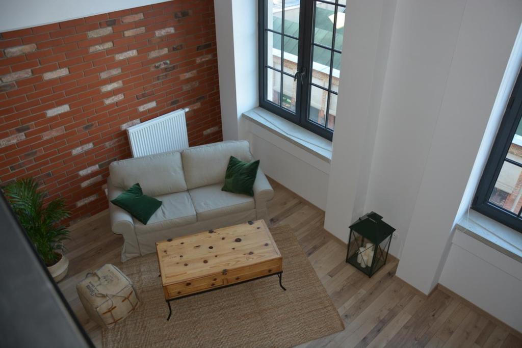 One-Bedroom Apartment - Photo 8