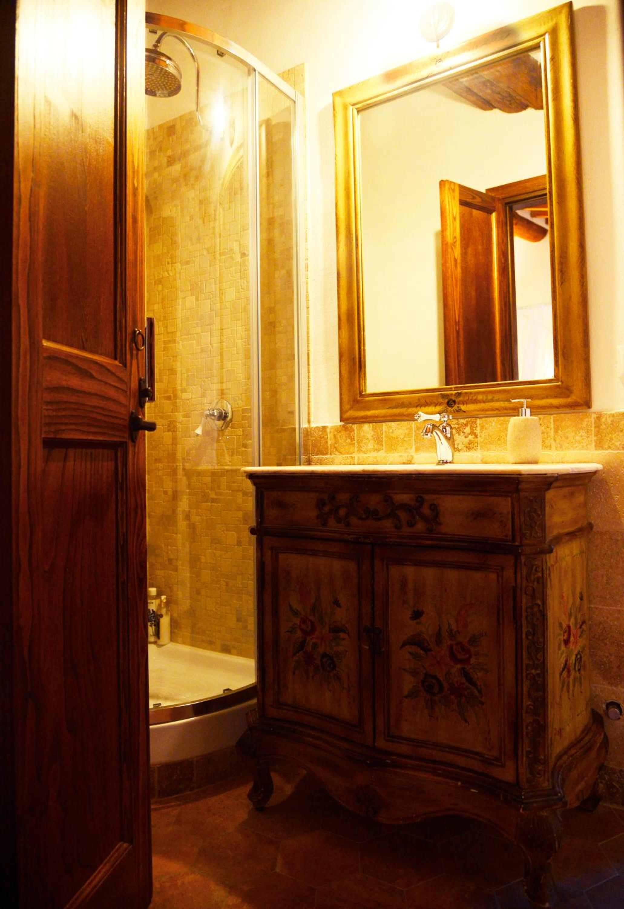 One-Bedroom Apartment - Photo 16