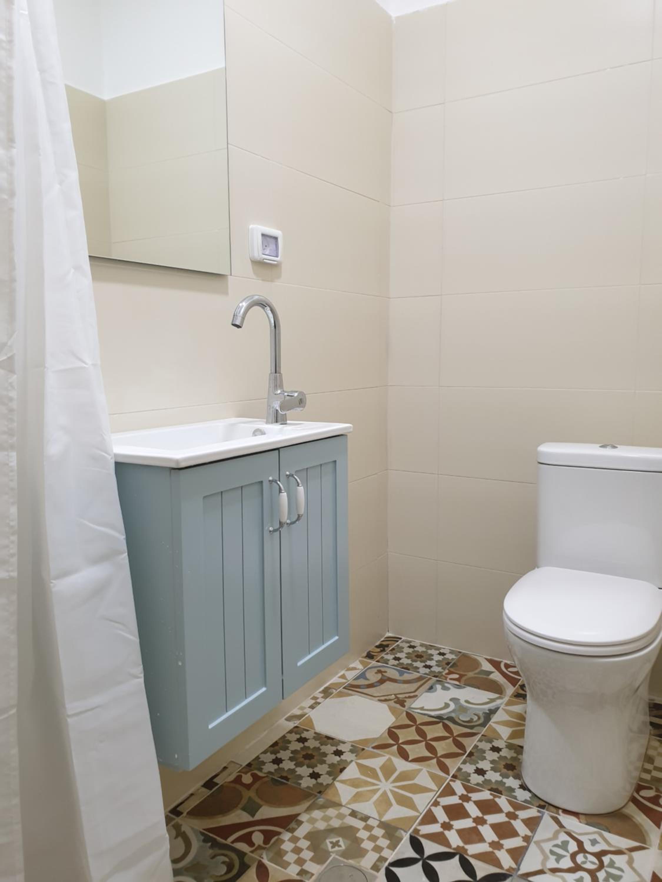 Deluxe Double or Twin Room with City View photo 3