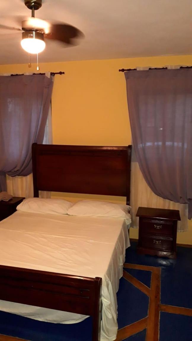 Standard Double Room with Fan photo 2