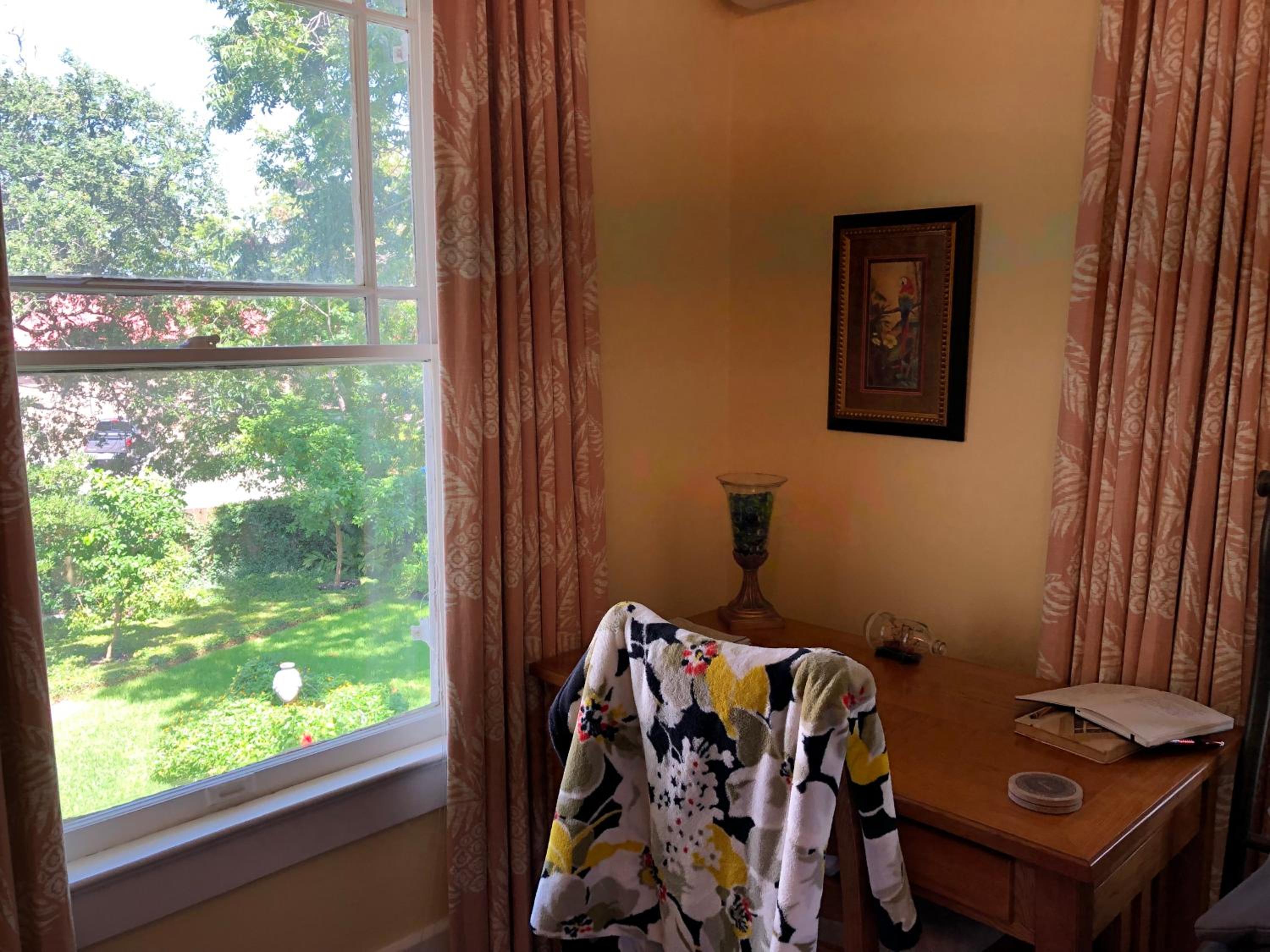 Deluxe Queen Room photo 1