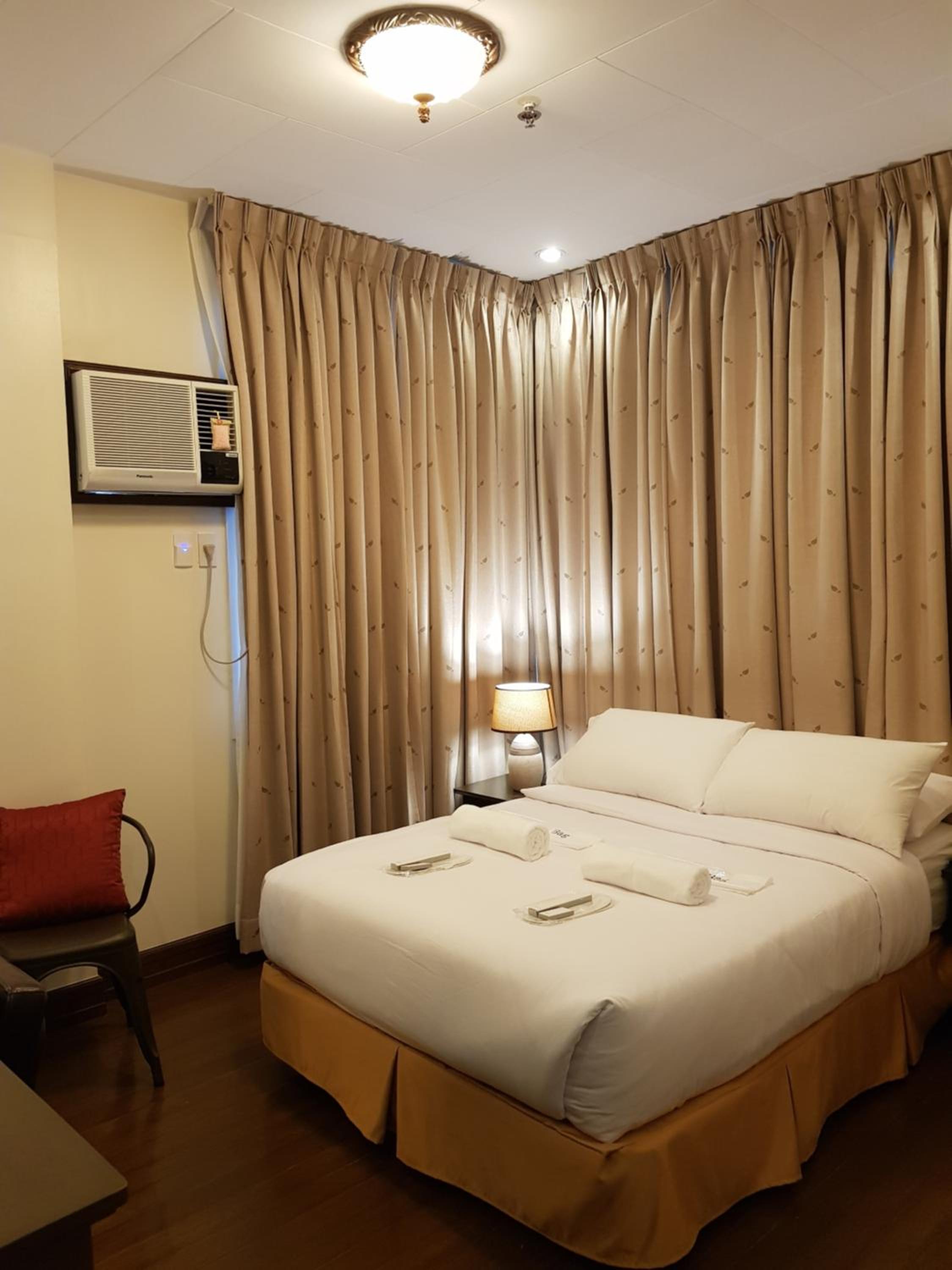 Standard Double Room - Photo 6