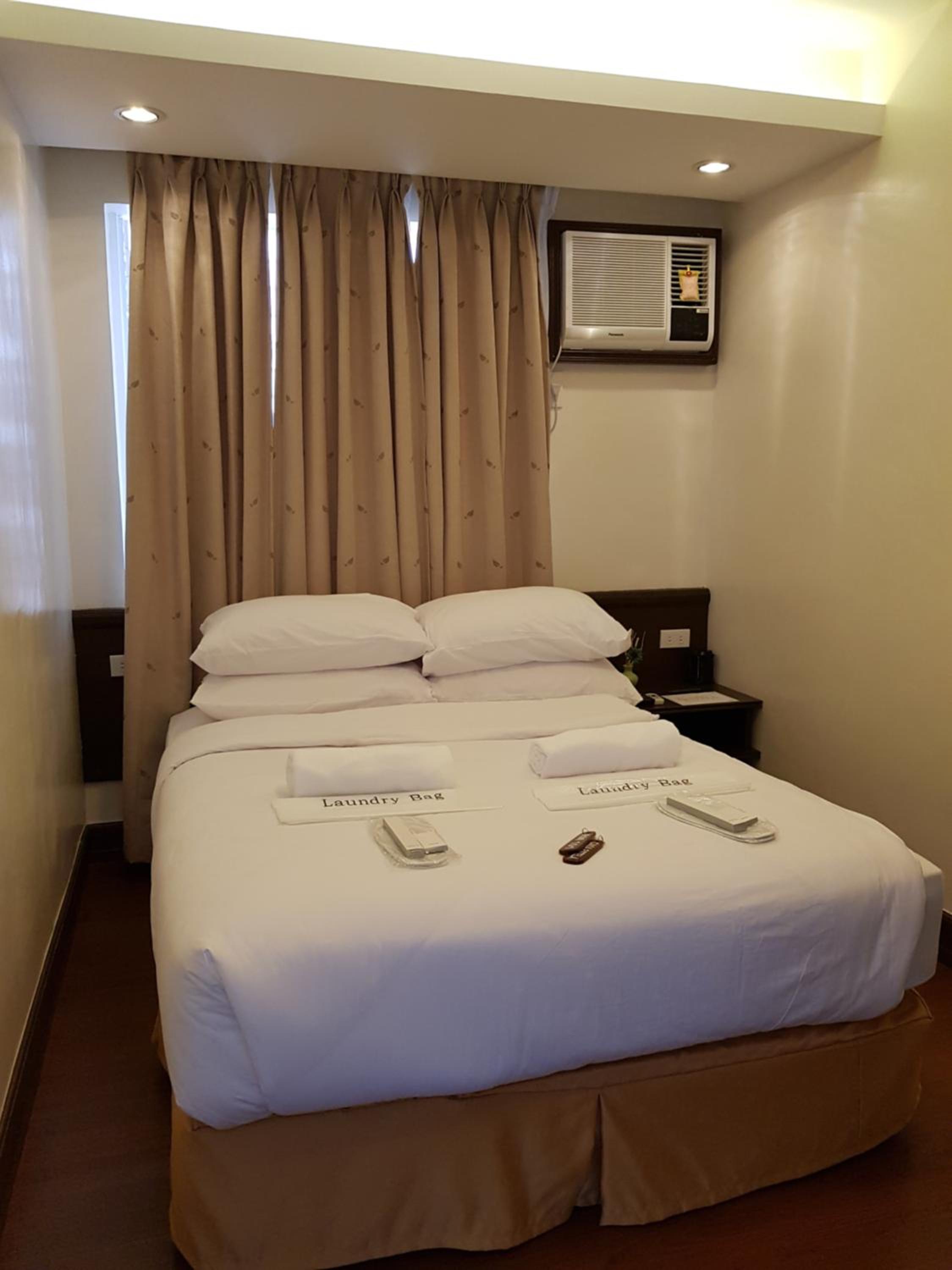 Standard Double Room - Photo 5