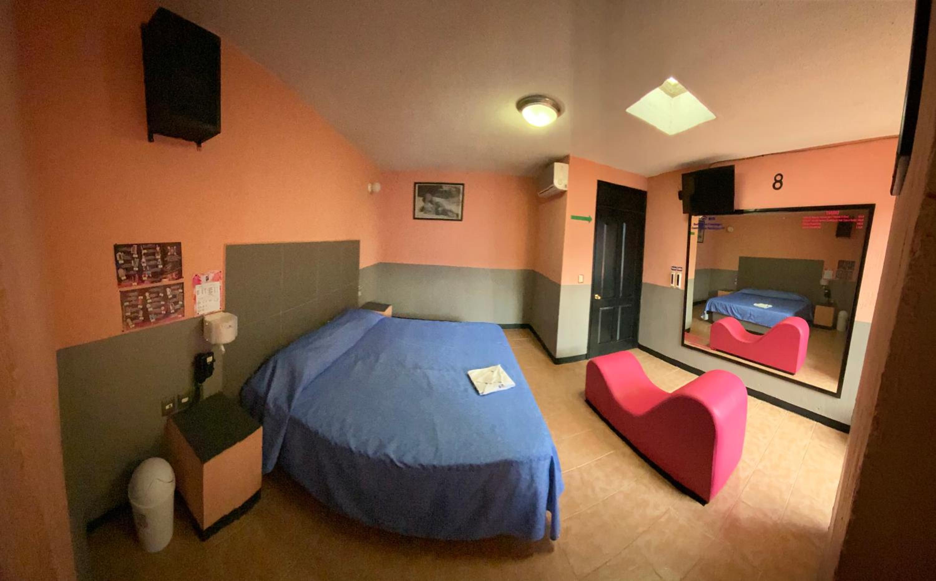 Budget Double Room - Photo 1