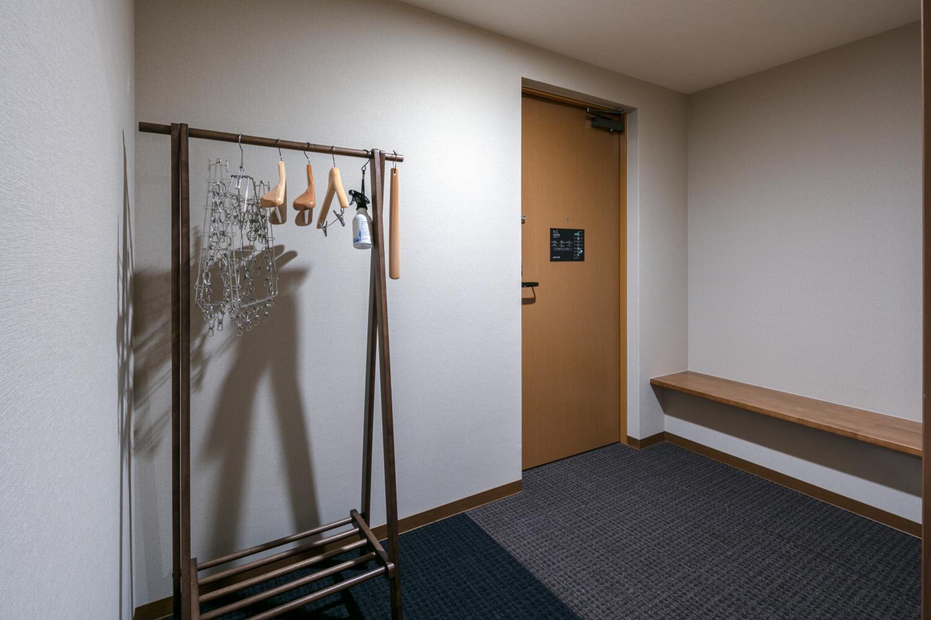 Deluxe Suite - Photo 8