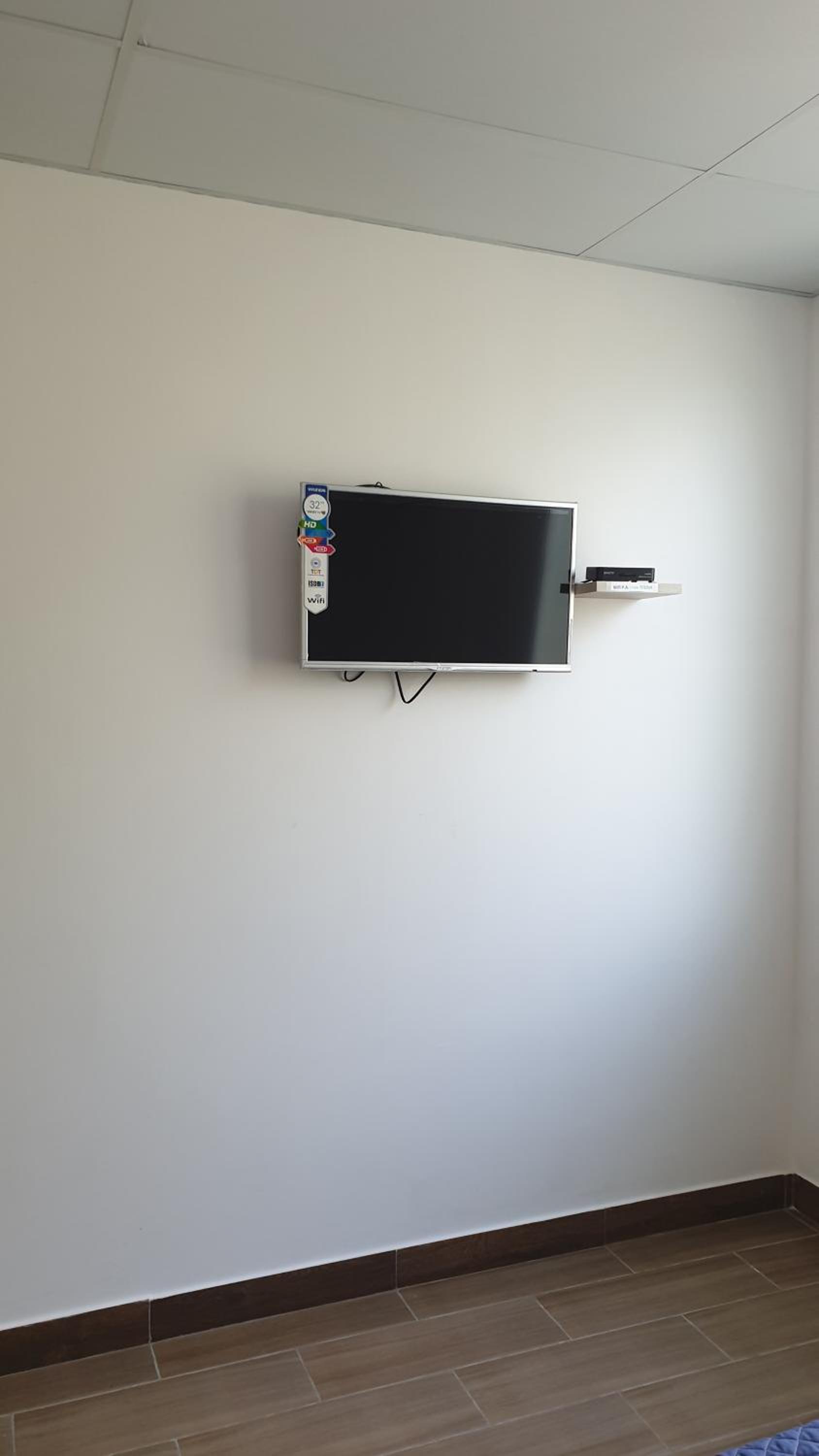 Basic Triple Room photo 3