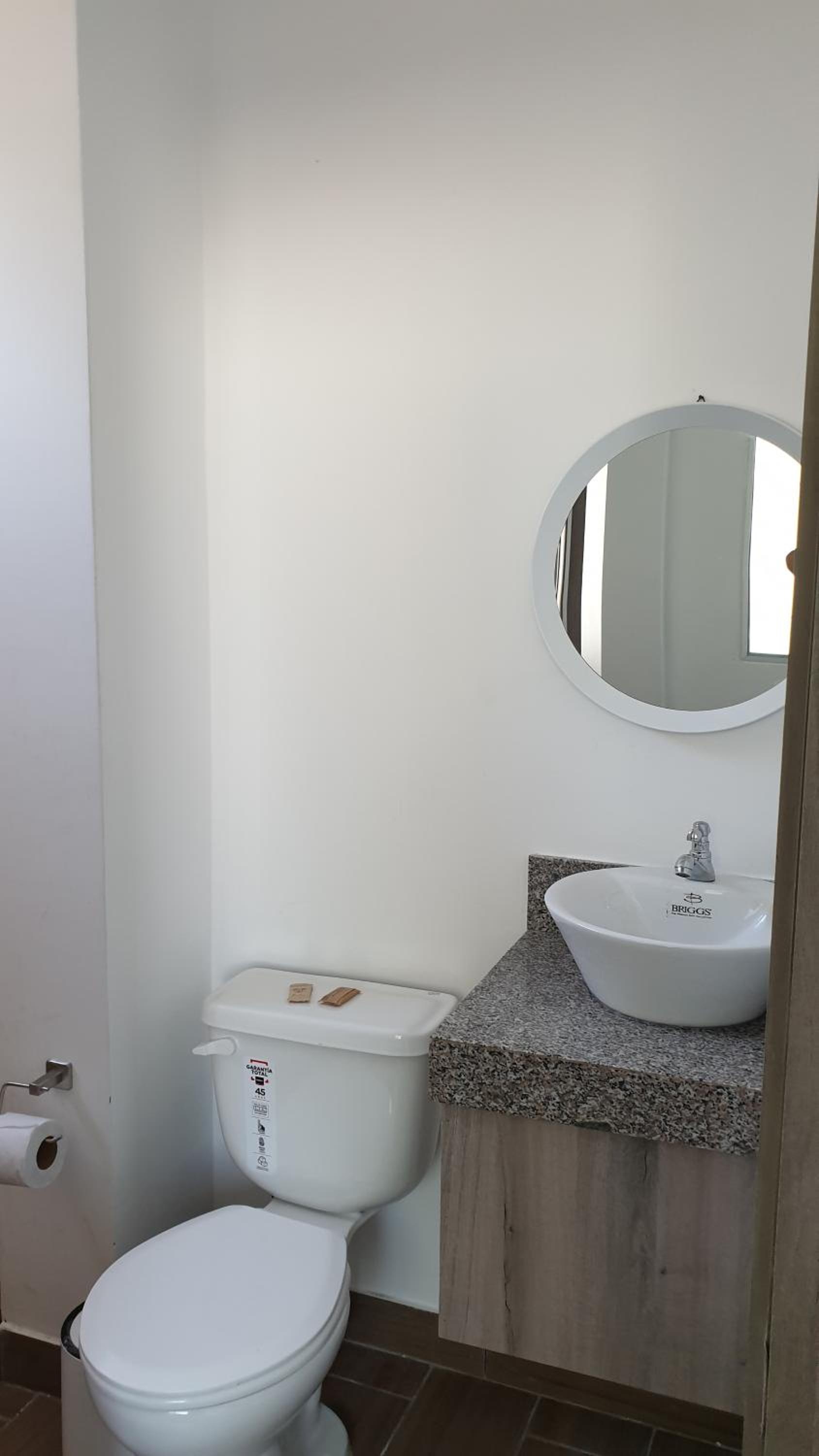 Basic Triple Room photo 2