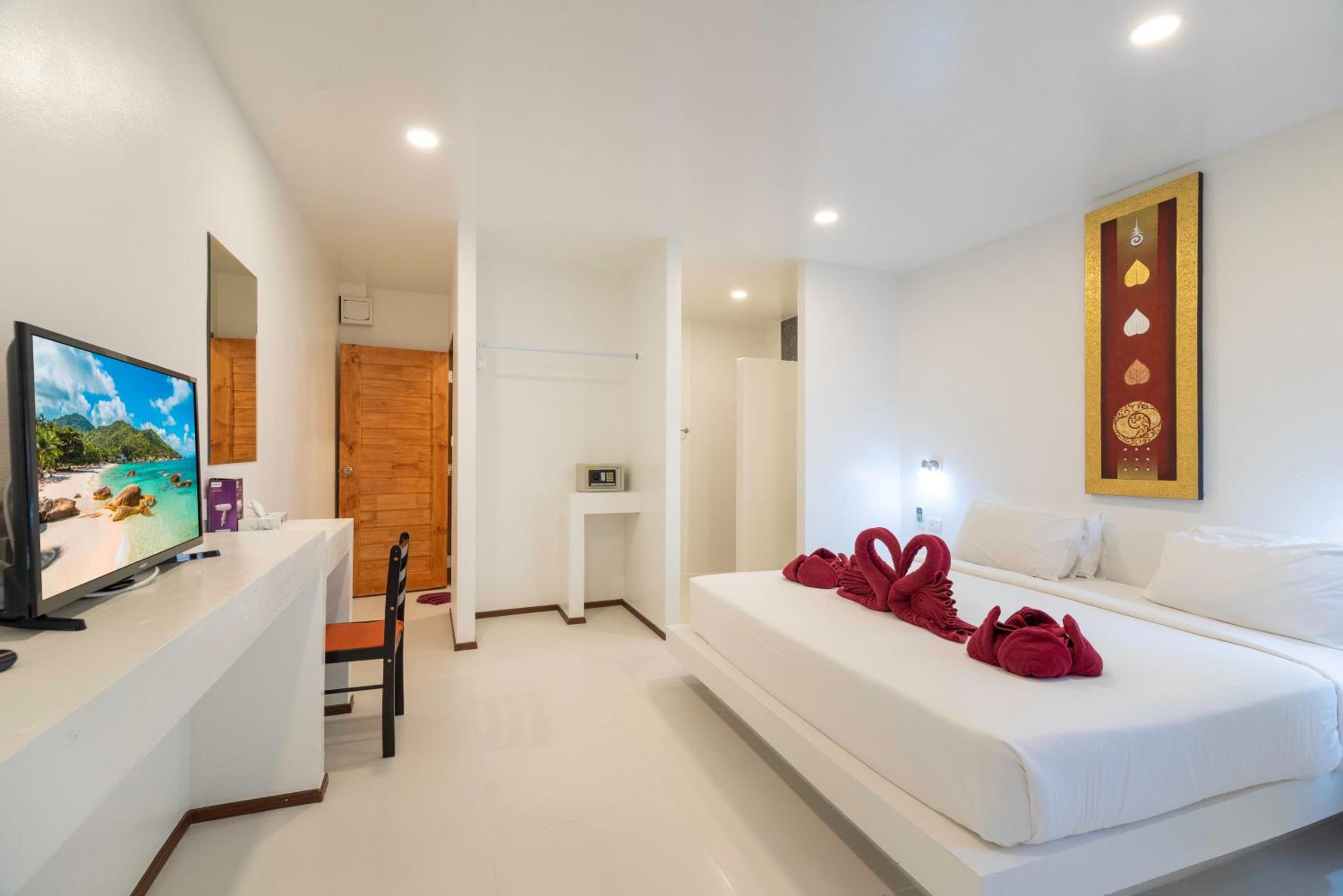 2 Bedroom Gardenside Connecting