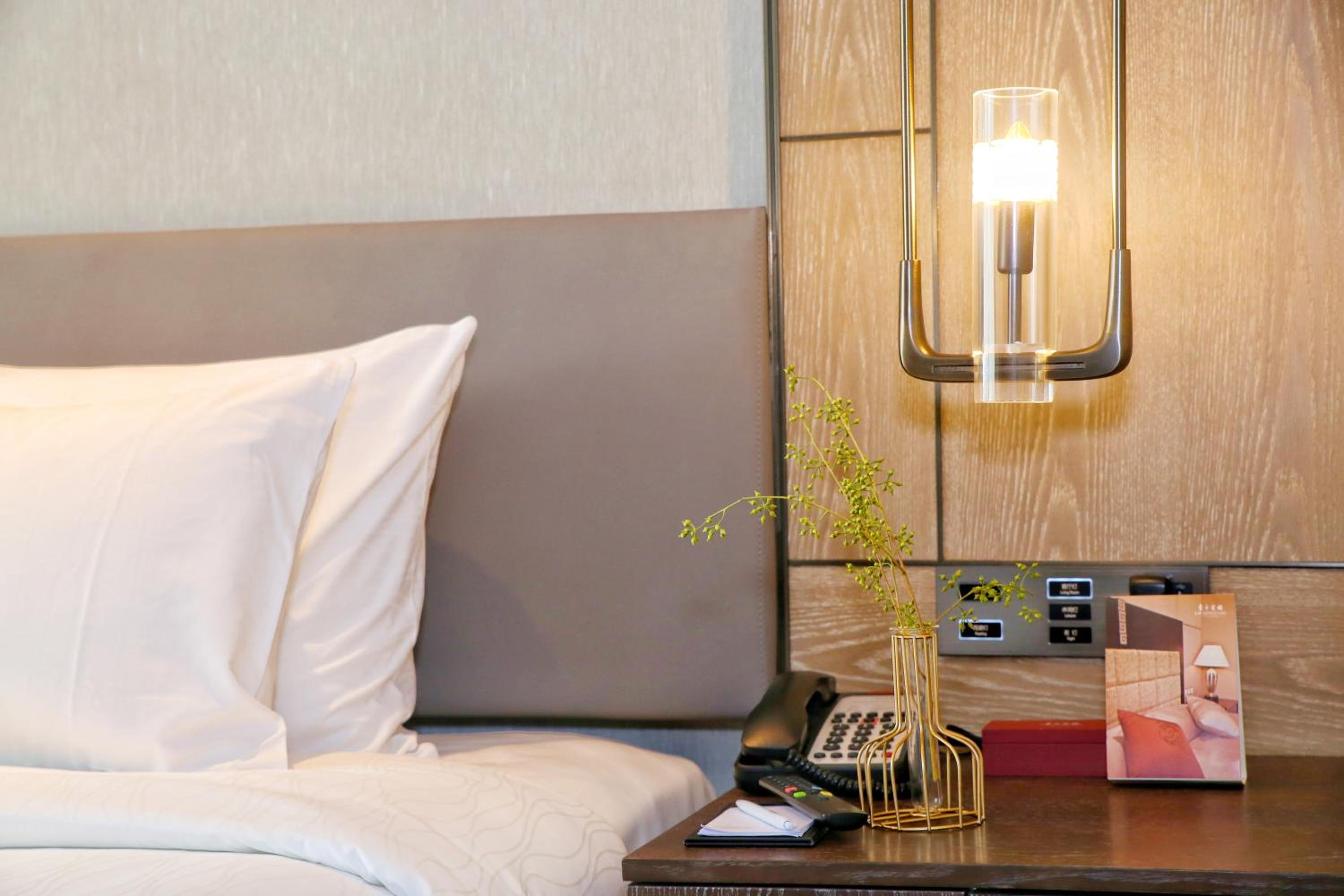 Non Smoking - Elite Twin Bed Room