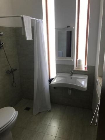 Double Room - Disability Access photo 2