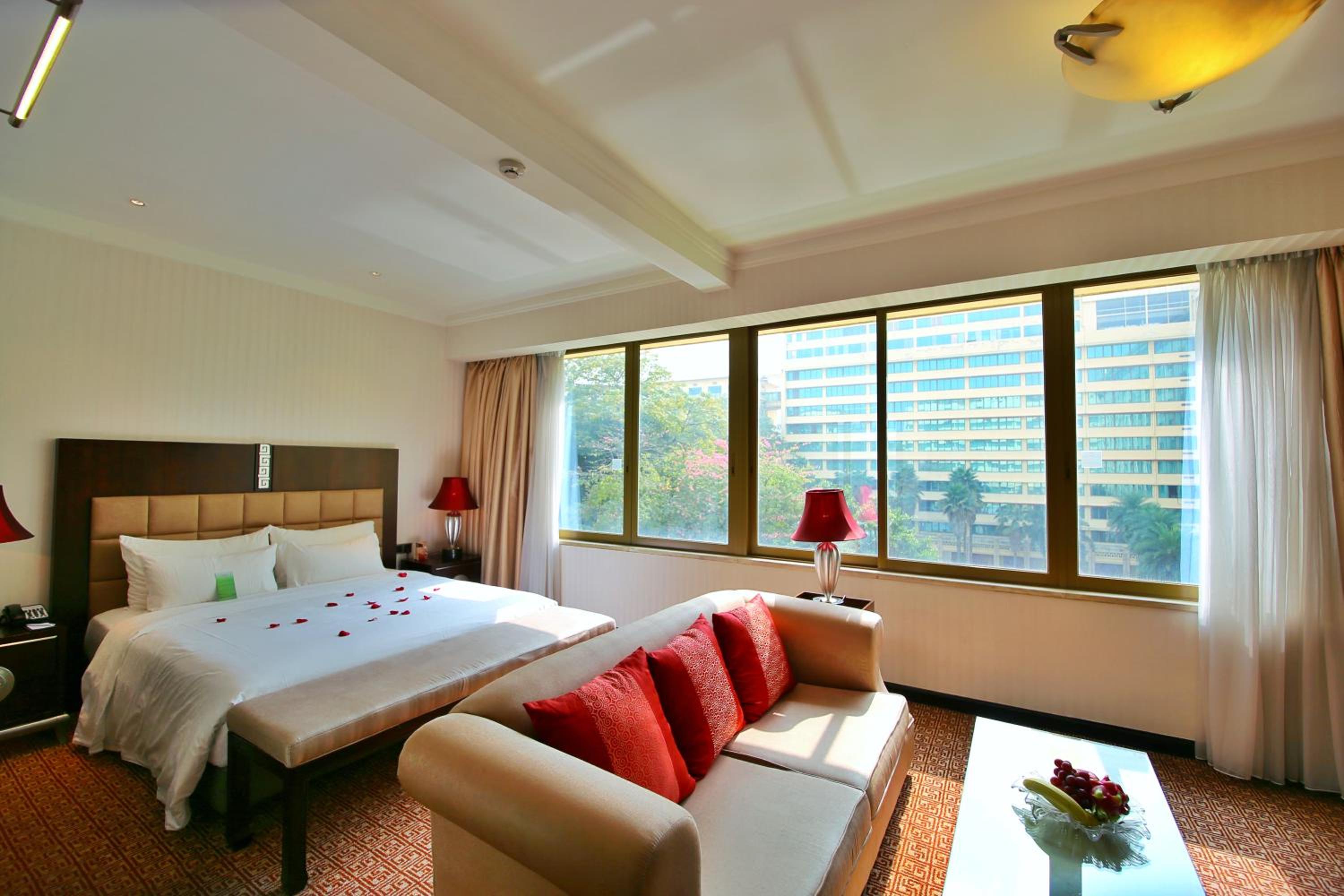 Non Smoking - Premier King Room with City View