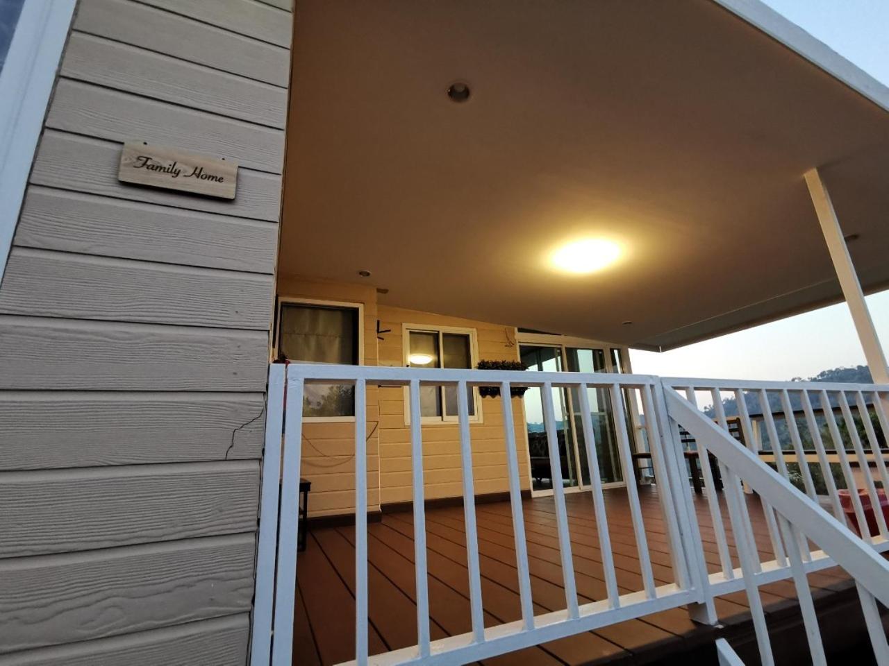 Family Home  - Photo 4