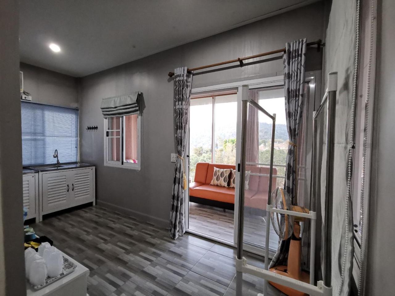 Family Home  - Photo 6