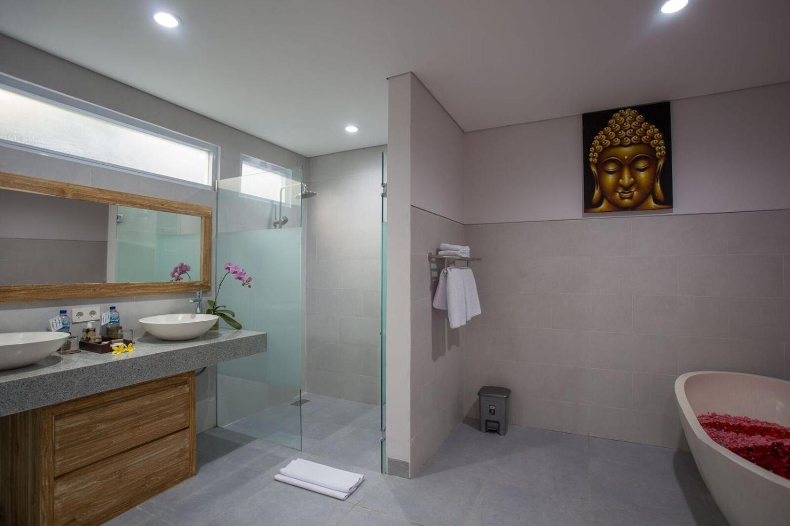 One-Bedroom Pool Villa - Photo 2