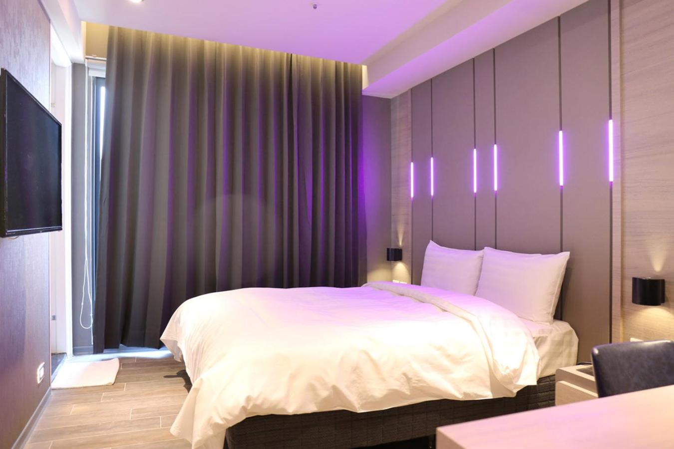 Double Room with Balcony photo 3