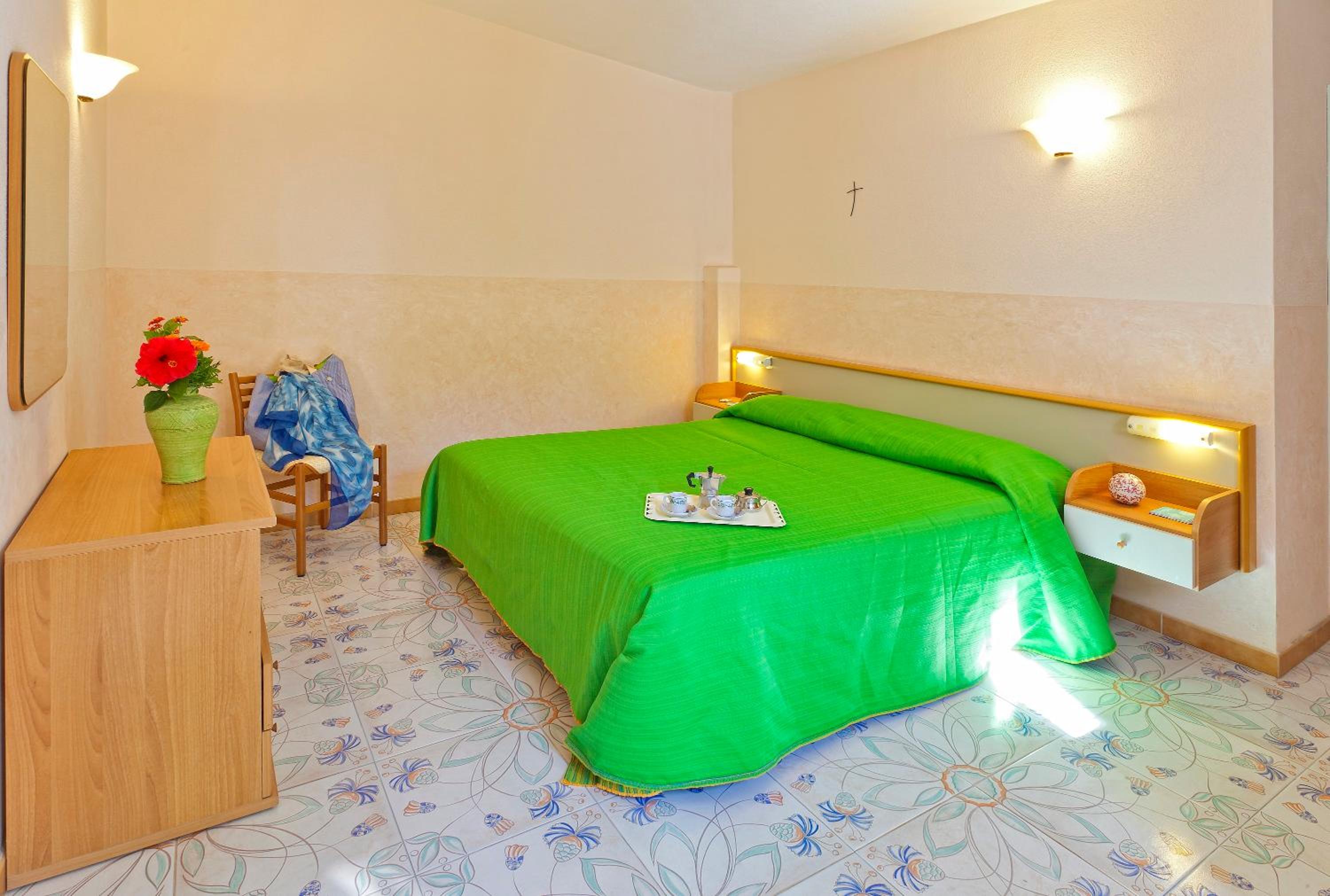 One-Bedroom Apartment with Garden View