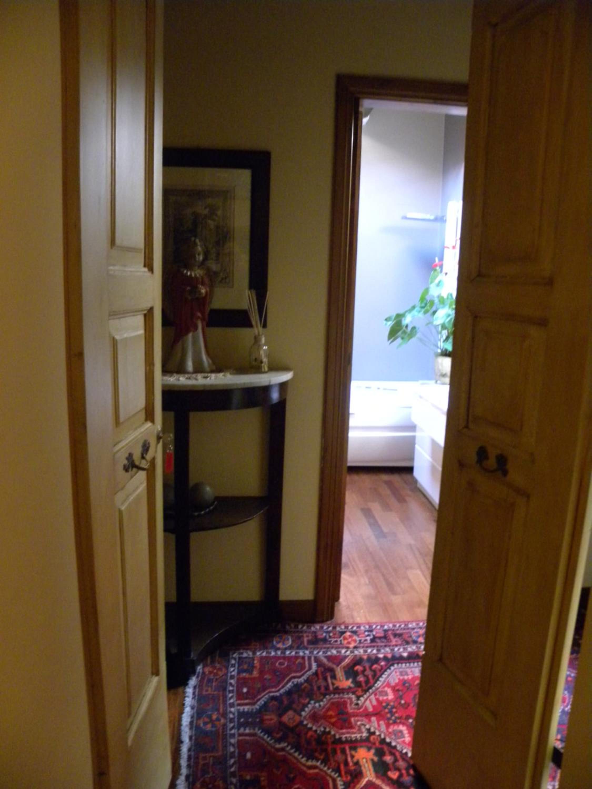 Double Room with Spa Bath - Photo 2