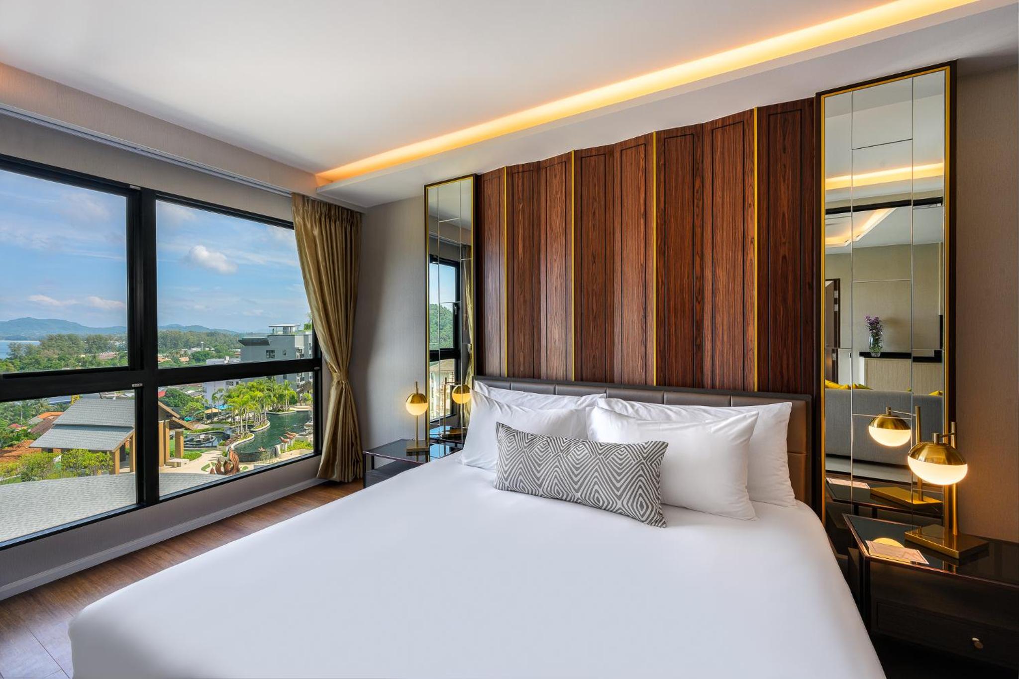 Grande 2 Bedroom Suite Ocean View - Photo 3