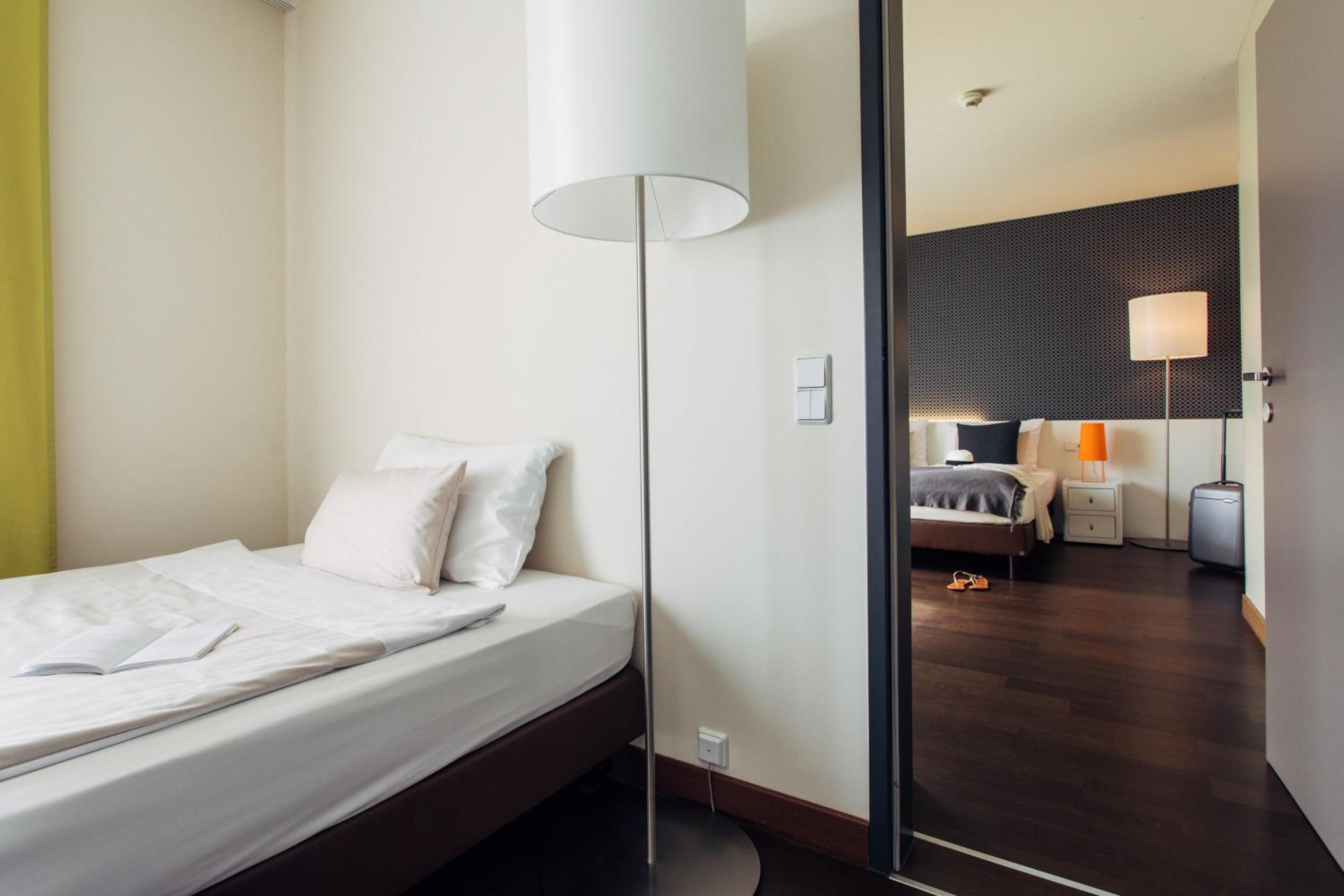 Studio Apartment - Photo 9