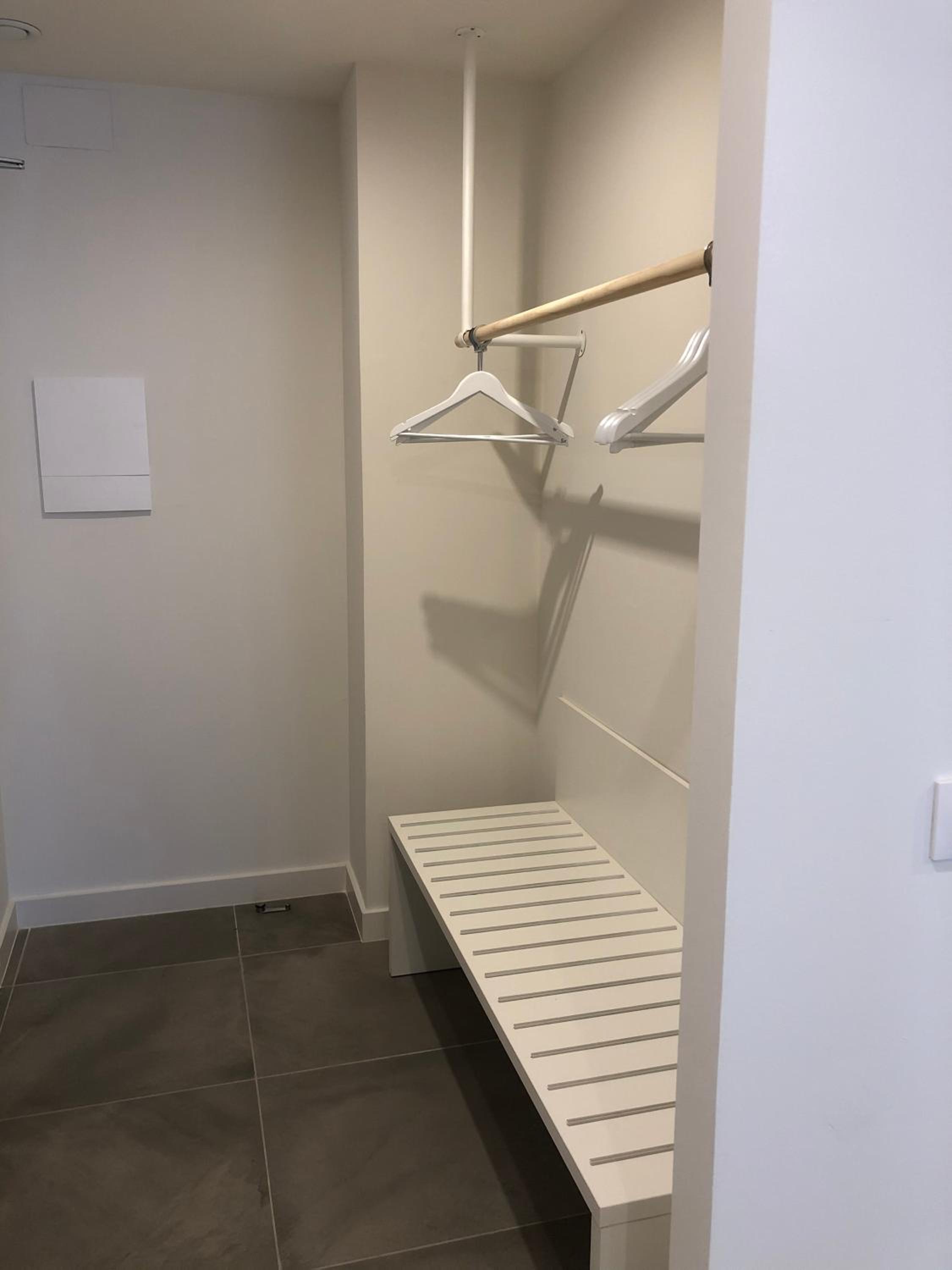 Deluxe Suite with Spa Bath - Photo 2