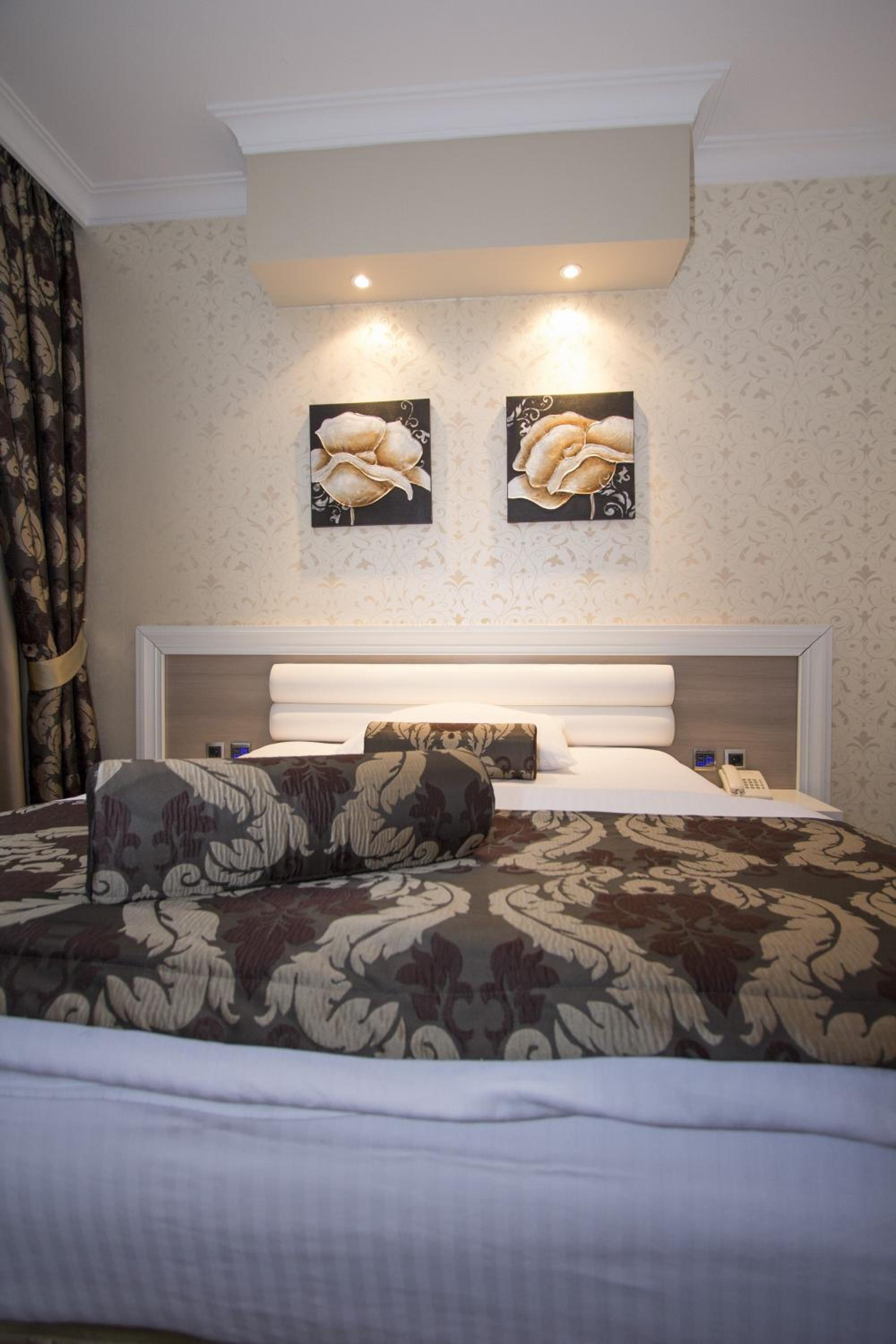 Deluxe Single Room
