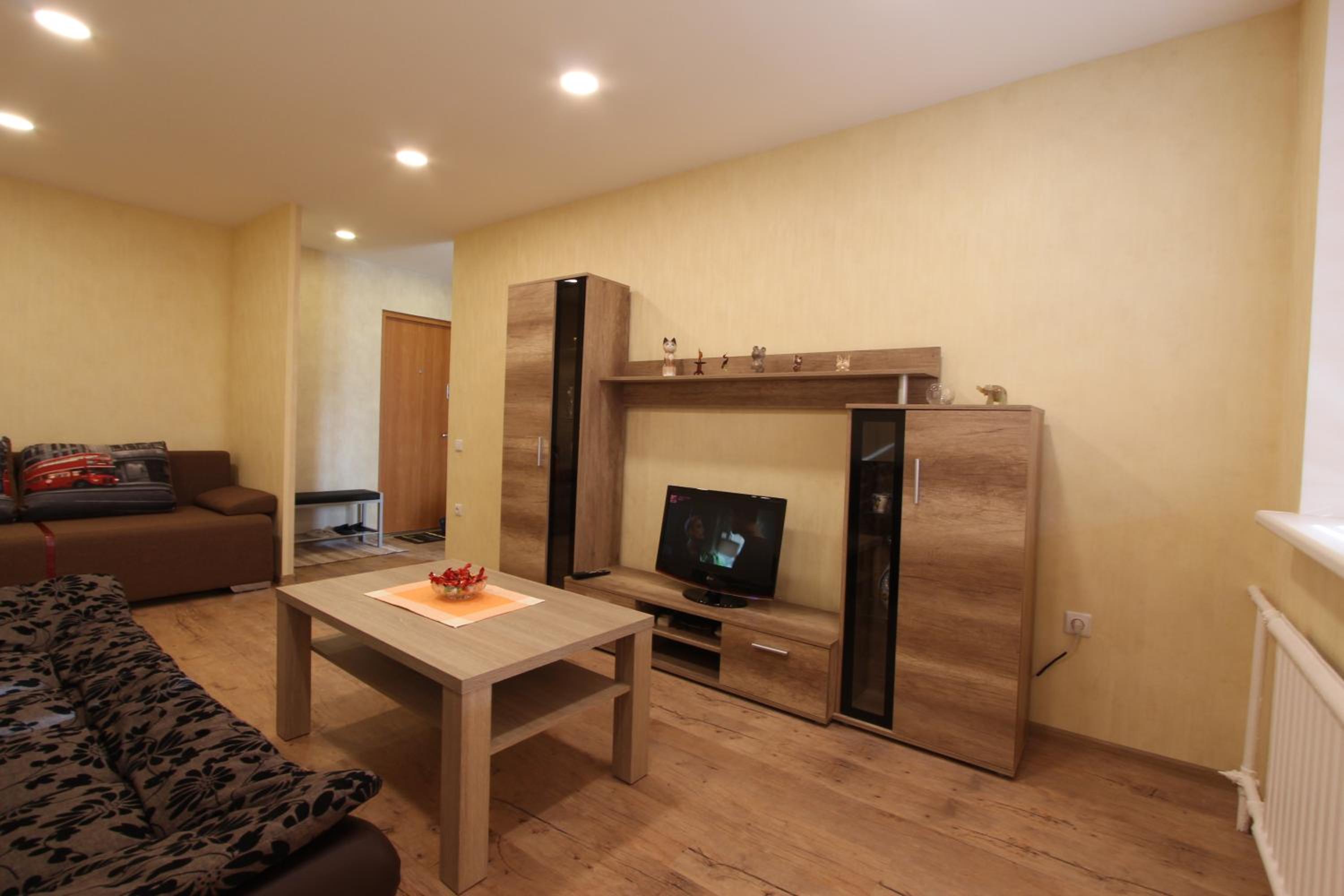 One-Bedroom Apartment photo 1