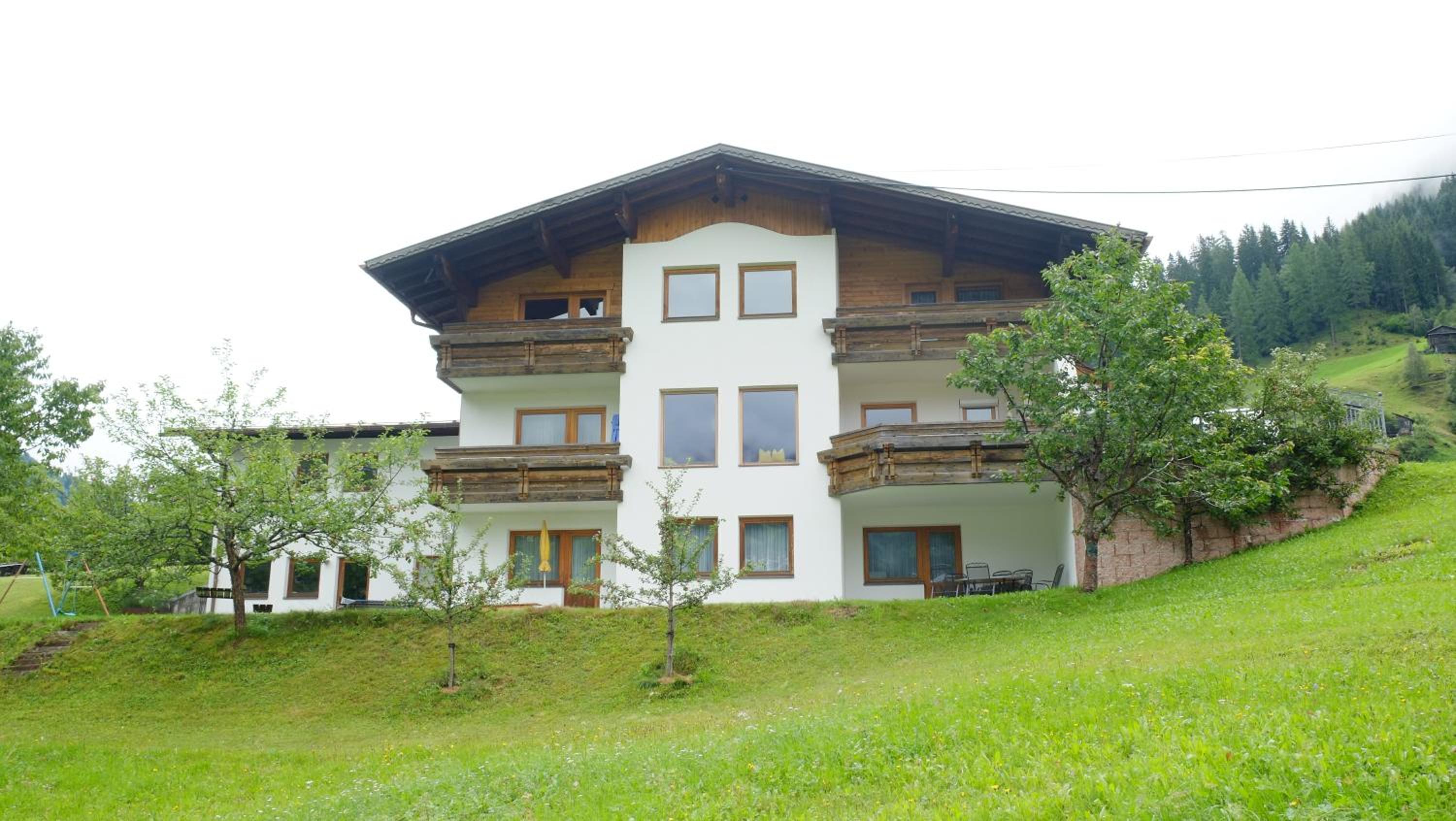 Apartment with Garden View photo 3