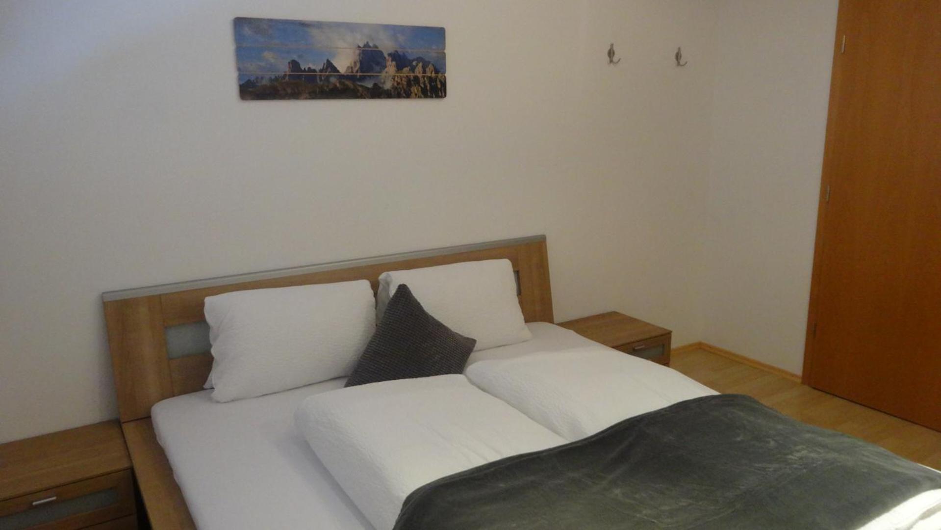 Three-Bedroom Apartment photo 1
