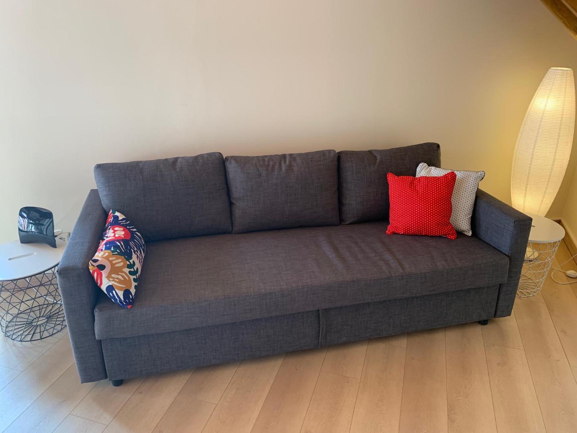 One-Bedroom Apartment - Photo 4
