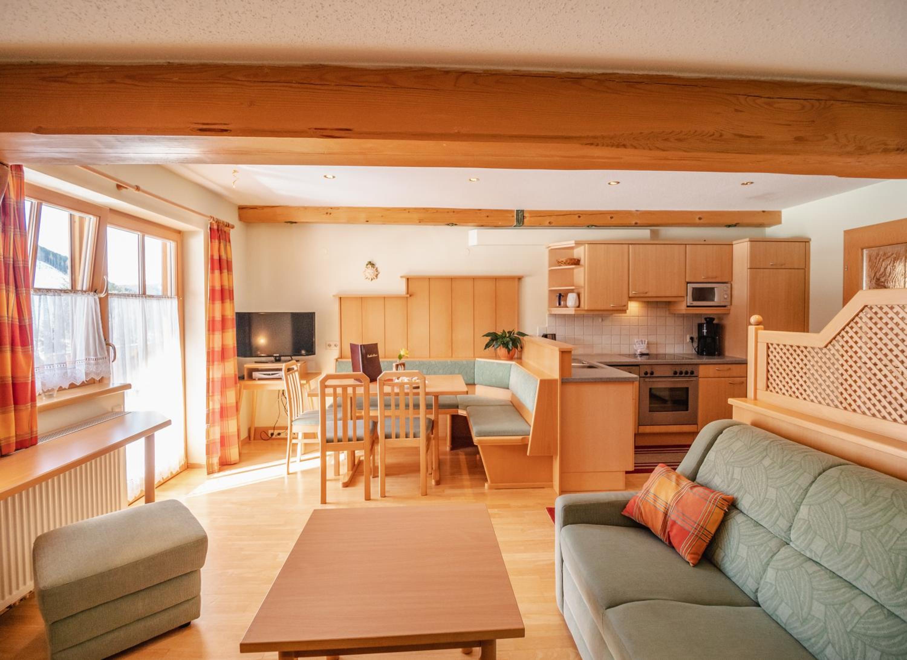 Two-Bedroom Apartment with Mountain View photo 1