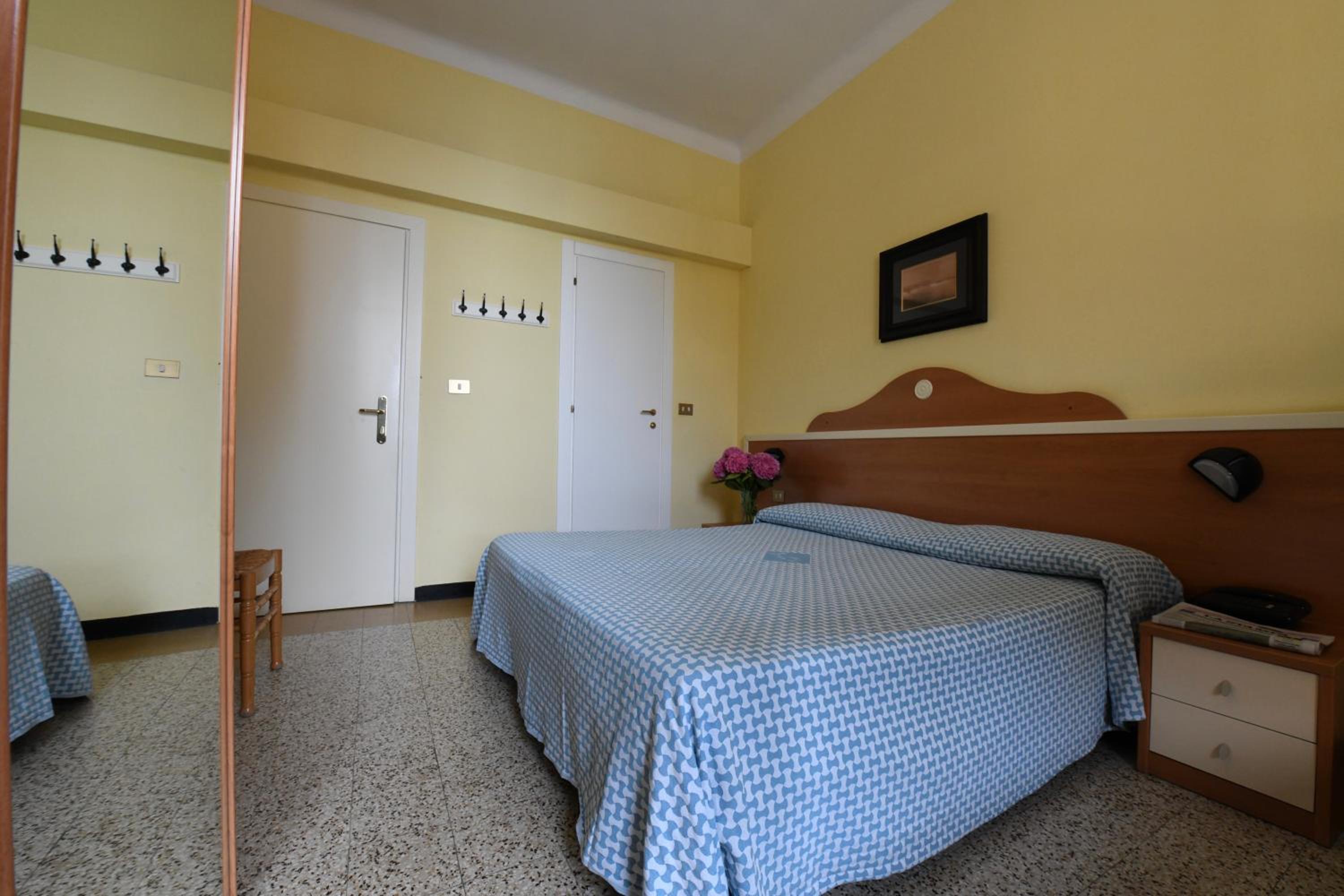 Double or Twin Room - Photo 1