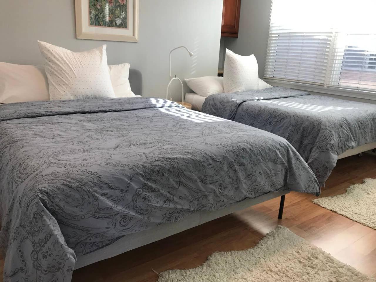 Two-Bedroom Apartment - Photo 18