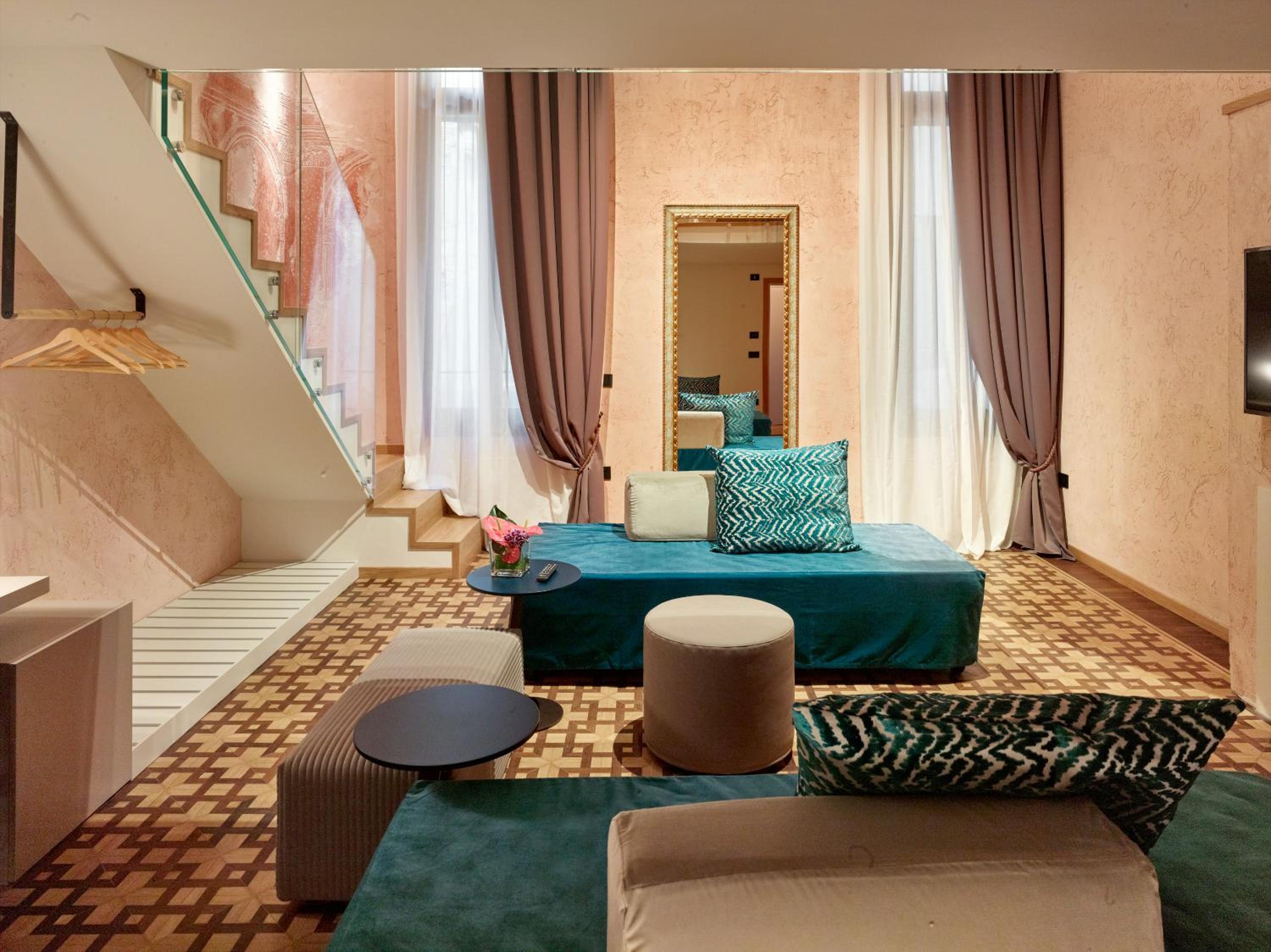 Suite photo 1