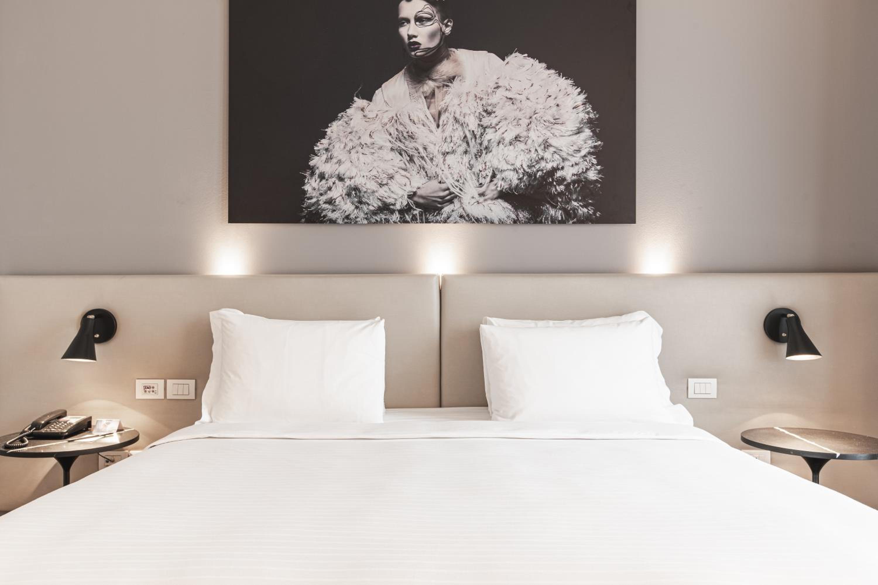 Premium Room - High Floor thumbnail 6