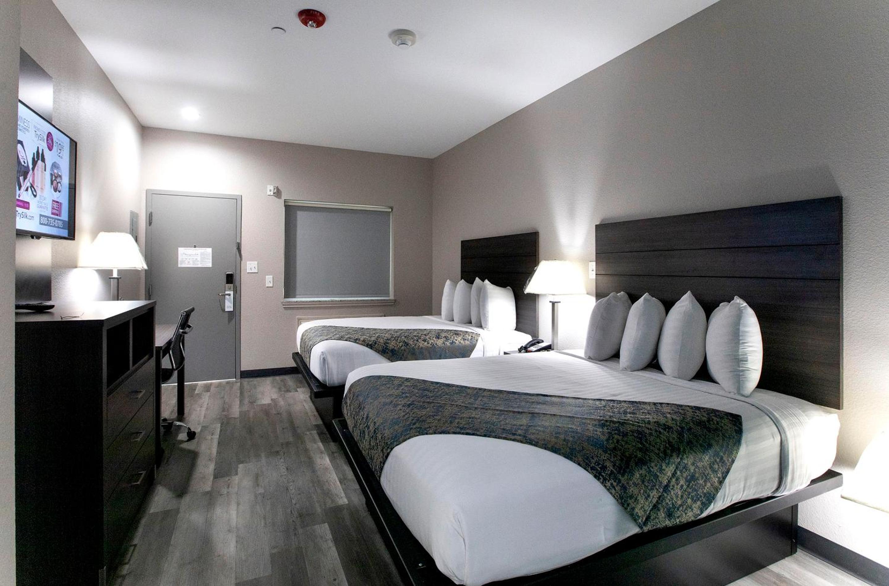 Standard Queen Room - Photo 1