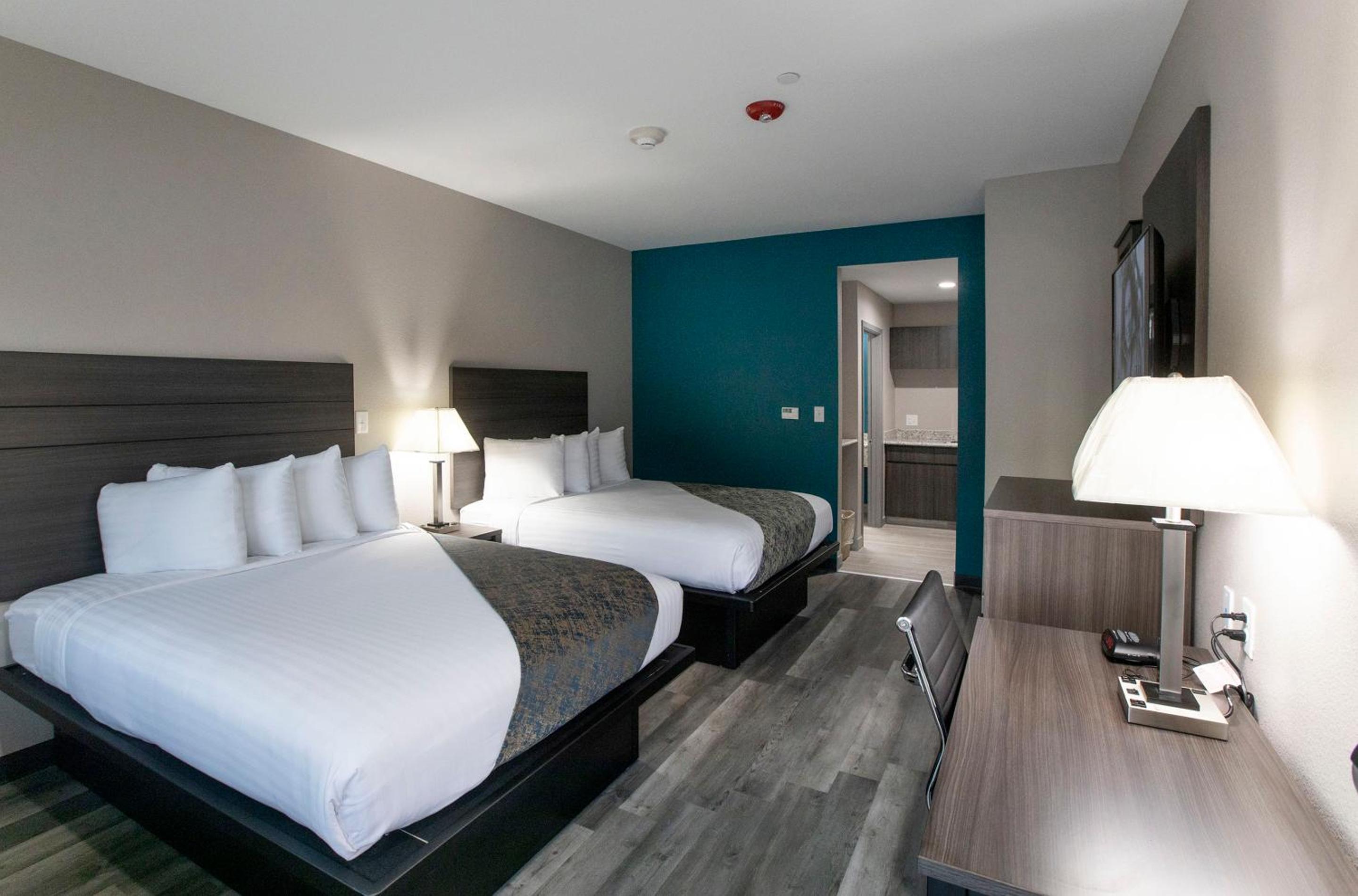 Standard Queen Room - Photo 2